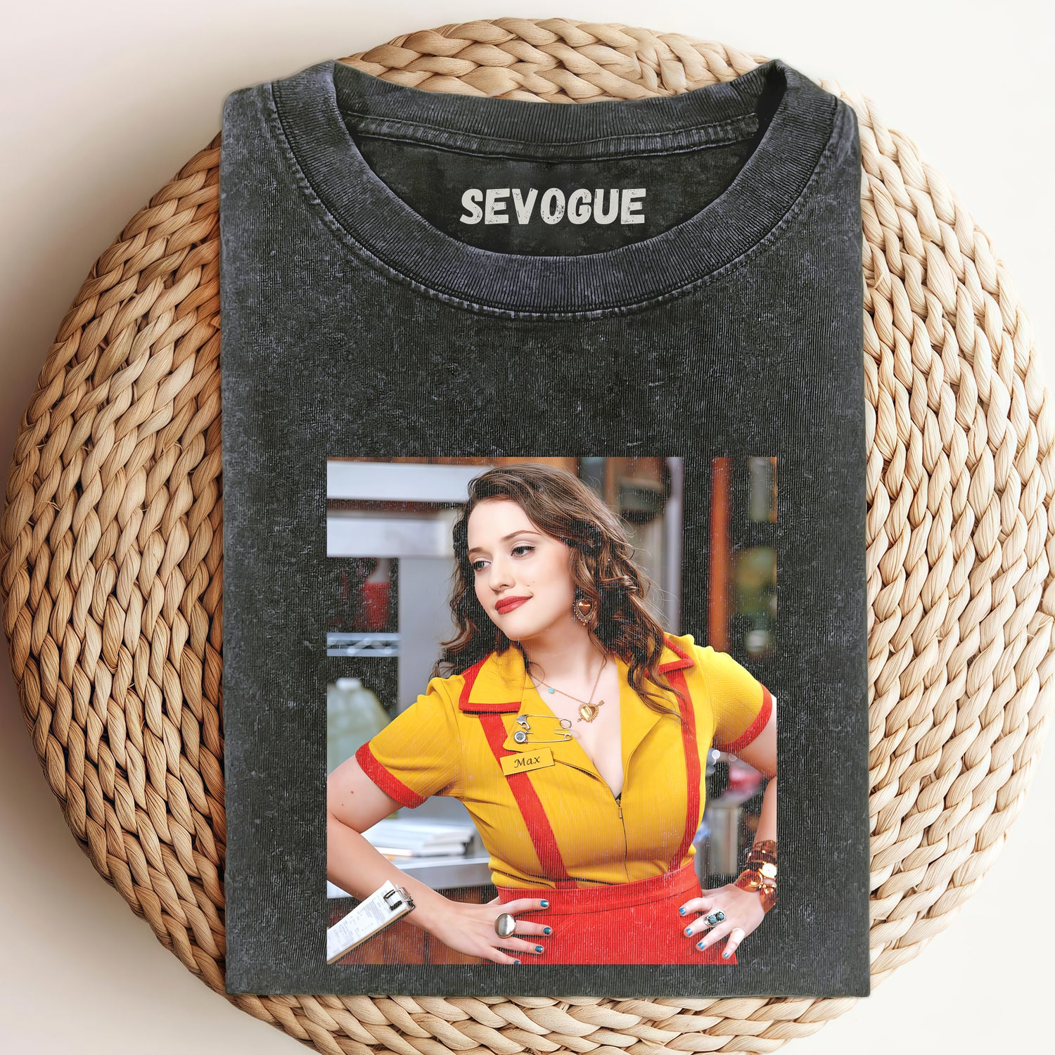 2 Broke Girls V3 Unisex Tee, Sweatshirt & Hoodi