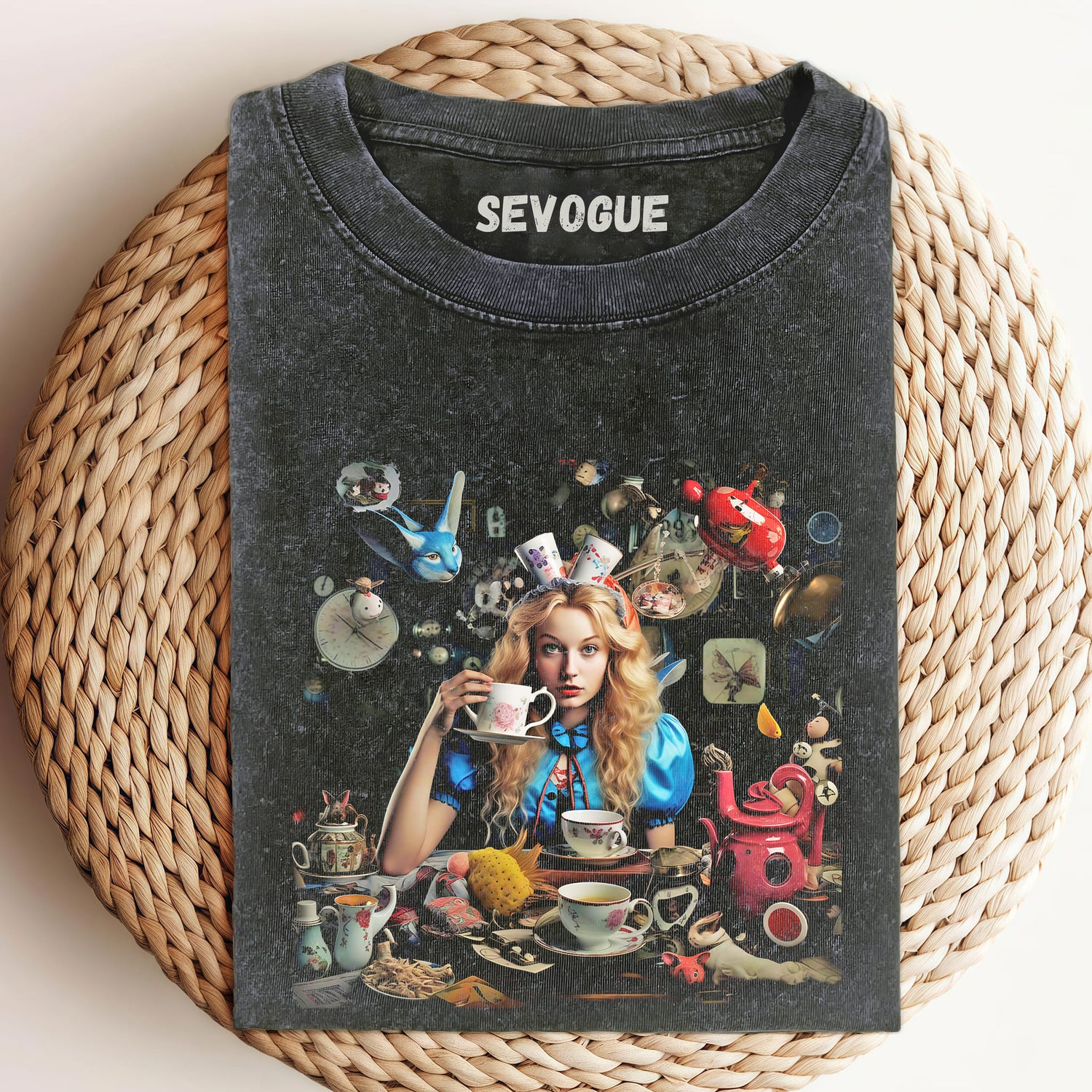 Alice E2 Unisex Tee, Sweatshirt & Hoodie