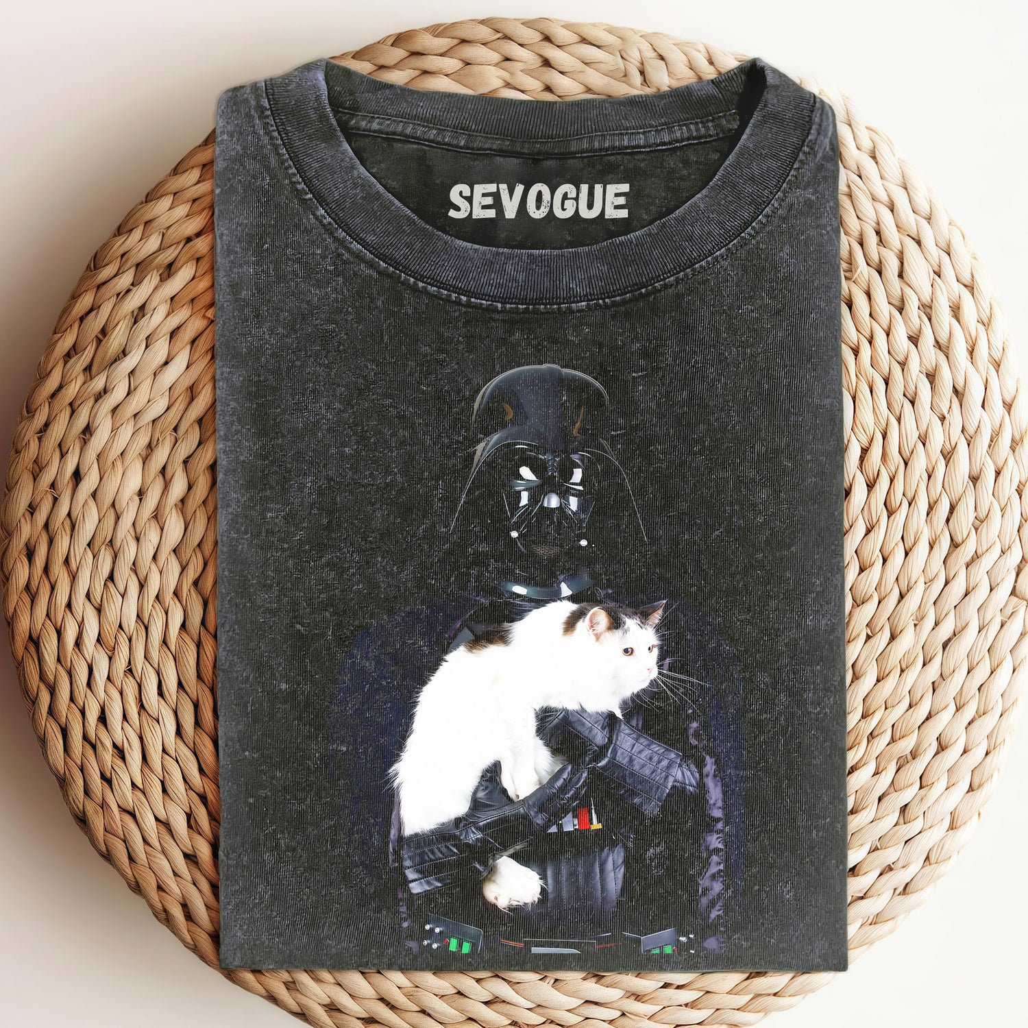 Anakin Skywalker Holding A Cat Unisex Tee, Sweatshirt & Hoodie