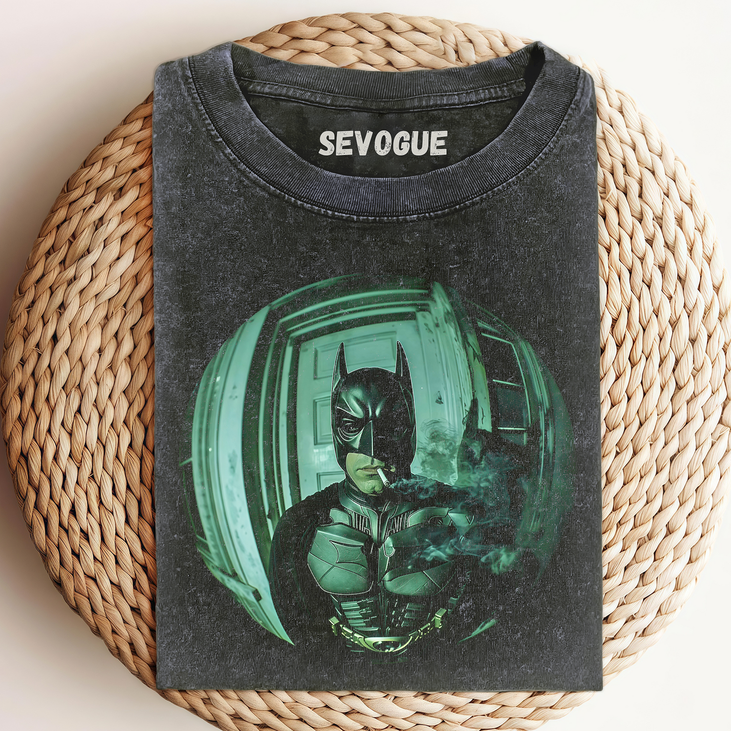 Batman V1 Unisex Tee, Sweatshirt & Hoodie