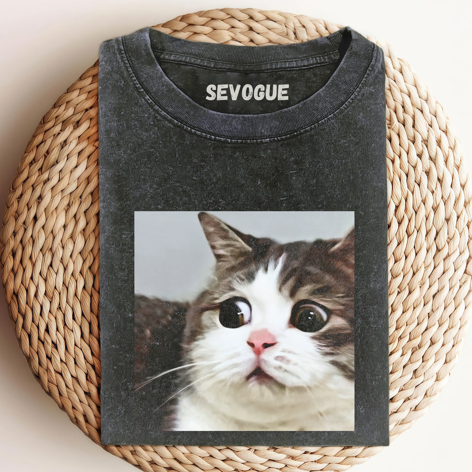 Big Eyed Cat Unisex Tee, Sweatshirt & Hoodi