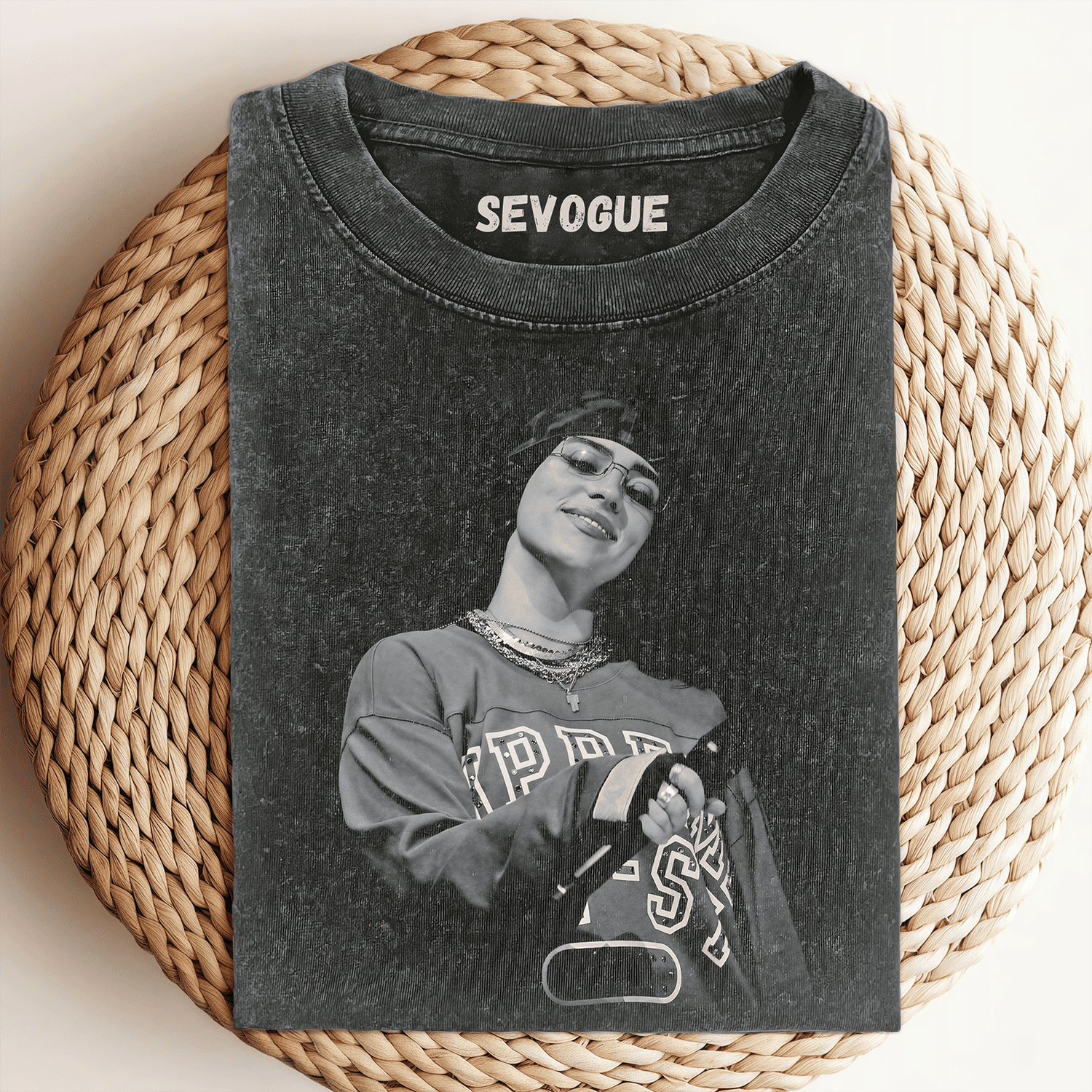 Billie Eilish 1v Unisex Tee, Sweatshirt & Hoodie