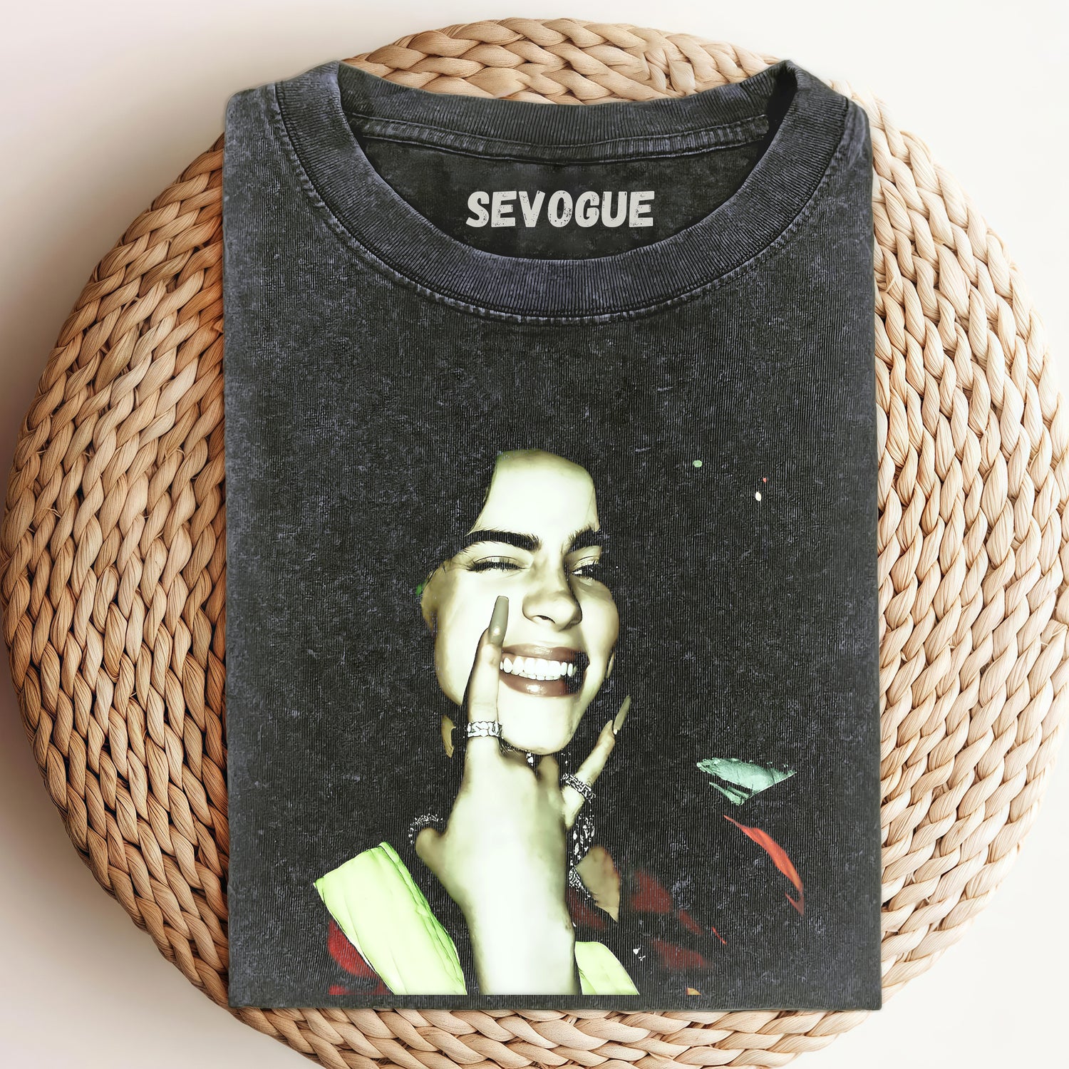 Billie Eilish T1 Unisex Tee, Sweatshirt & Hoodi