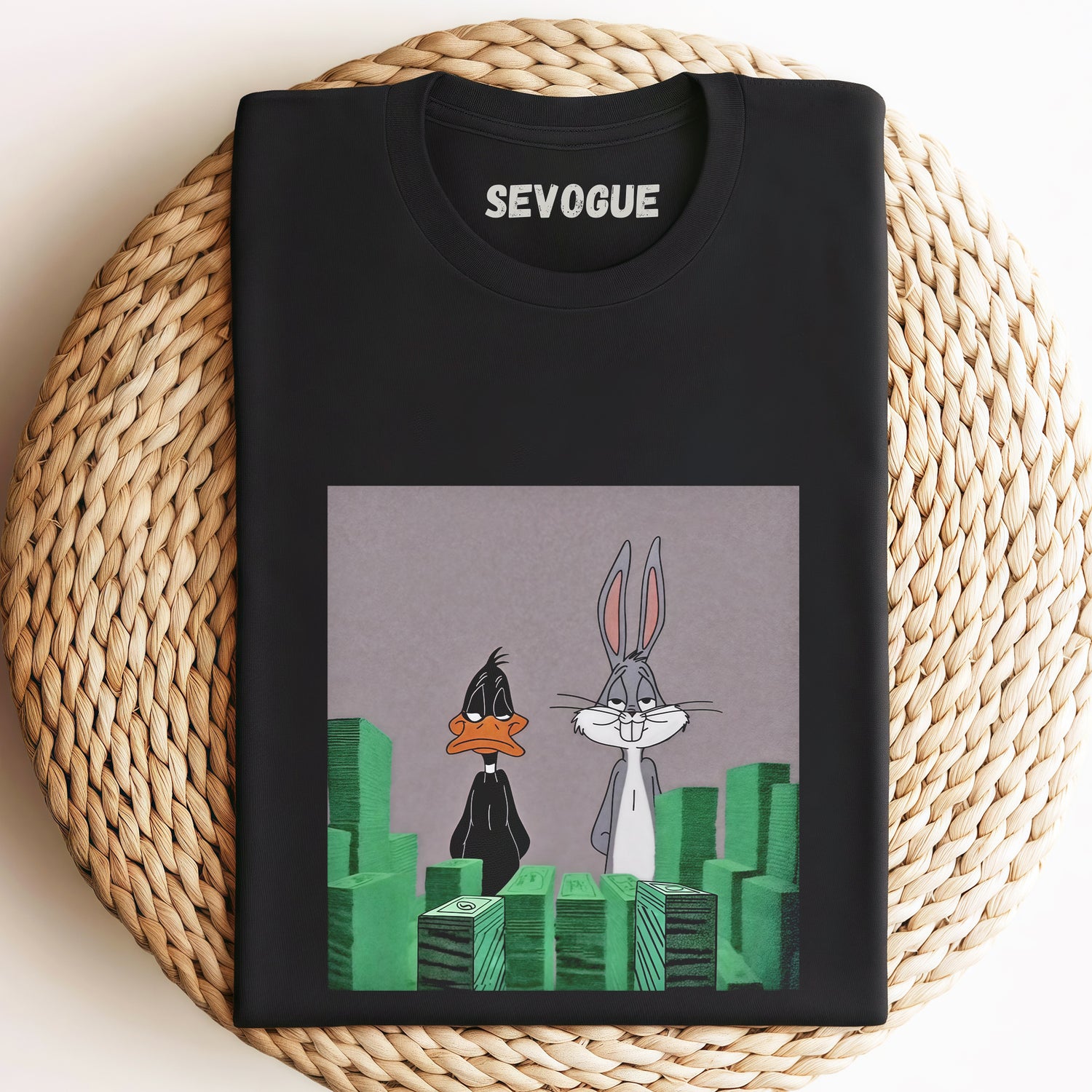 Bugs Bunny V2 Unisex Tee, Sweatshirt & Hoodi