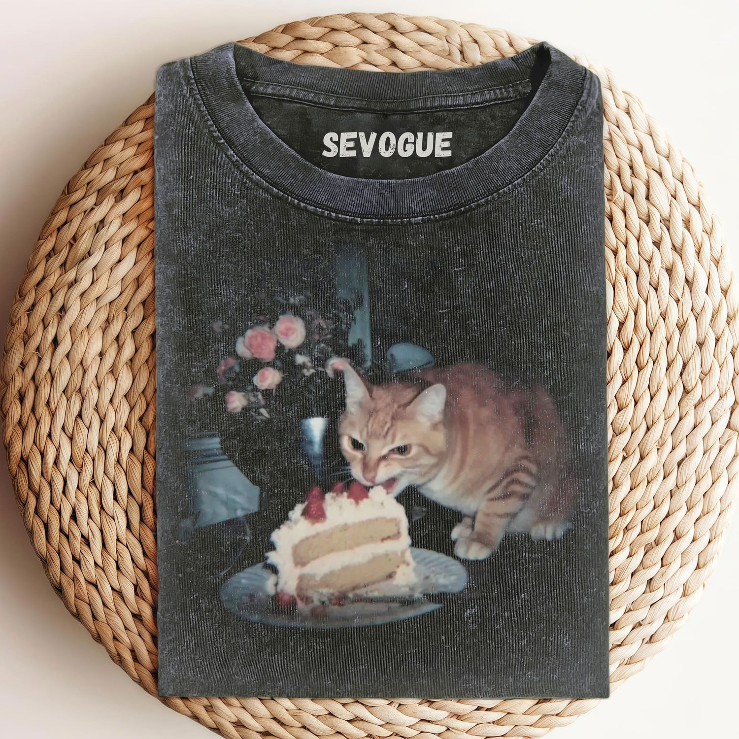Cat steals cake Funny Unisex Tee, Tank Top, Layered LS, Sweatshirt & Hoodie
