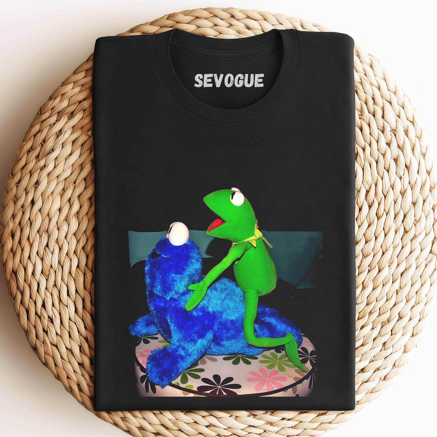 Cookie Monster And The Frog Unisex Tee, Sweatshirt & Hoodi