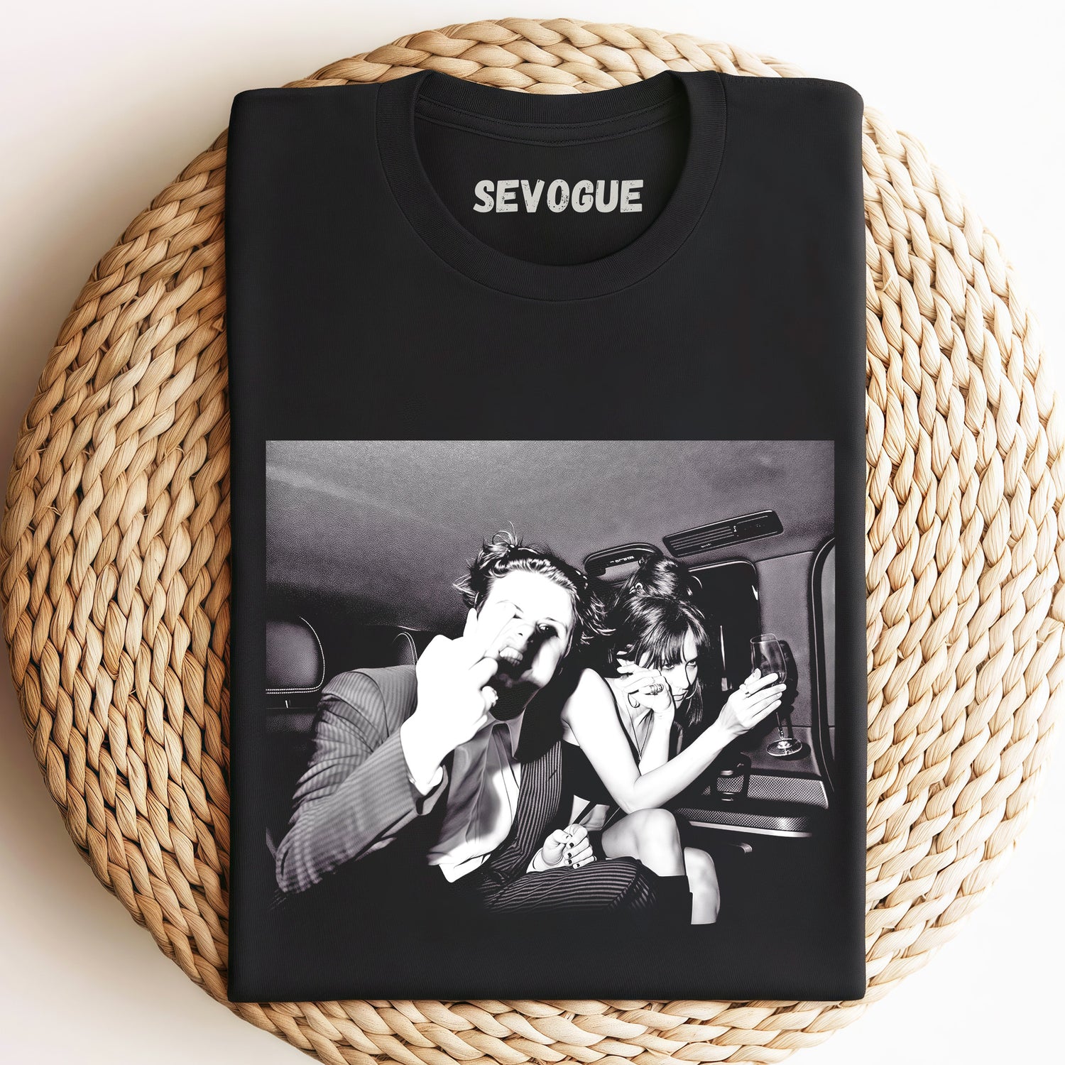 Couple In Car Unisex Tee, Sweatshirt & Hoodi