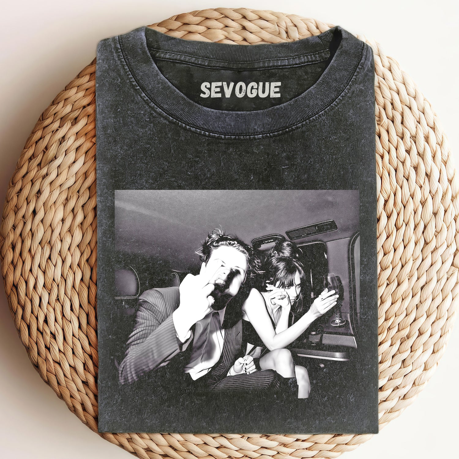 Couple In Car Unisex Tee, Sweatshirt & Hoodi