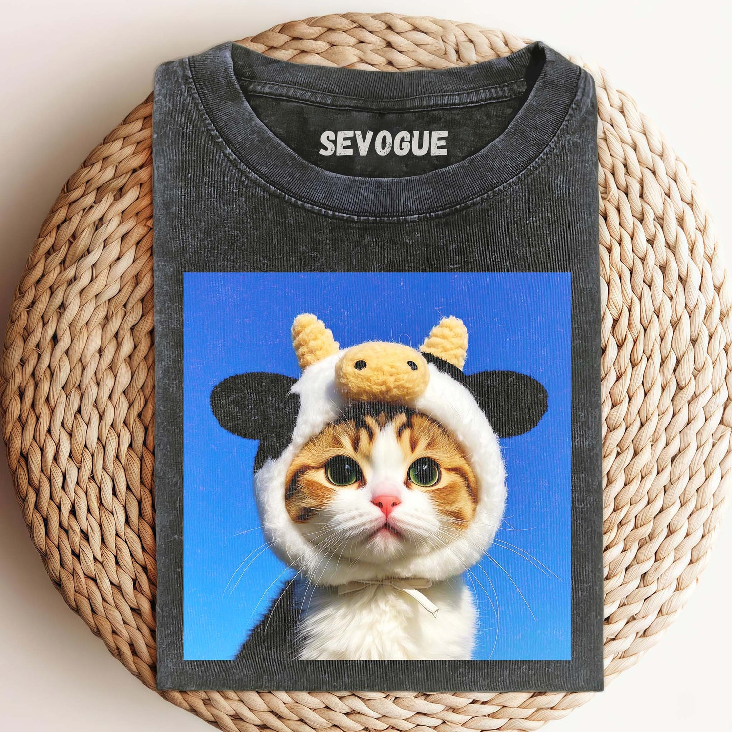 Cute Cat Unisex Tee, Sweatshirt & Hoodie