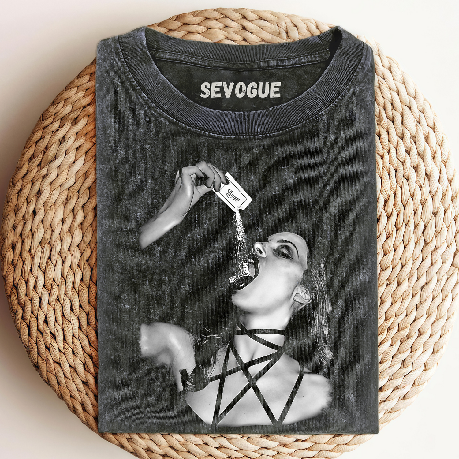 Eat Cocaine - Pin Up Get High Girl Kok -Bw Vintage Unisex Tee, Sweatshirt & Hoodie