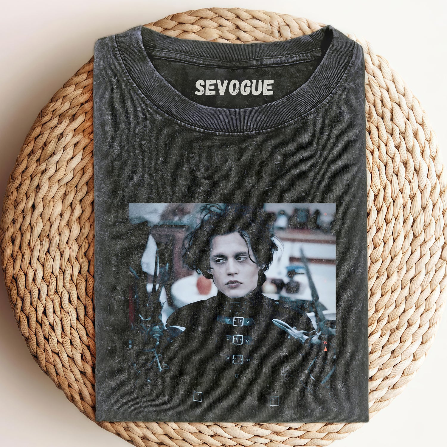 Edward Scissorhands V2 Unisex Tee, Sweatshirt & Hoodi