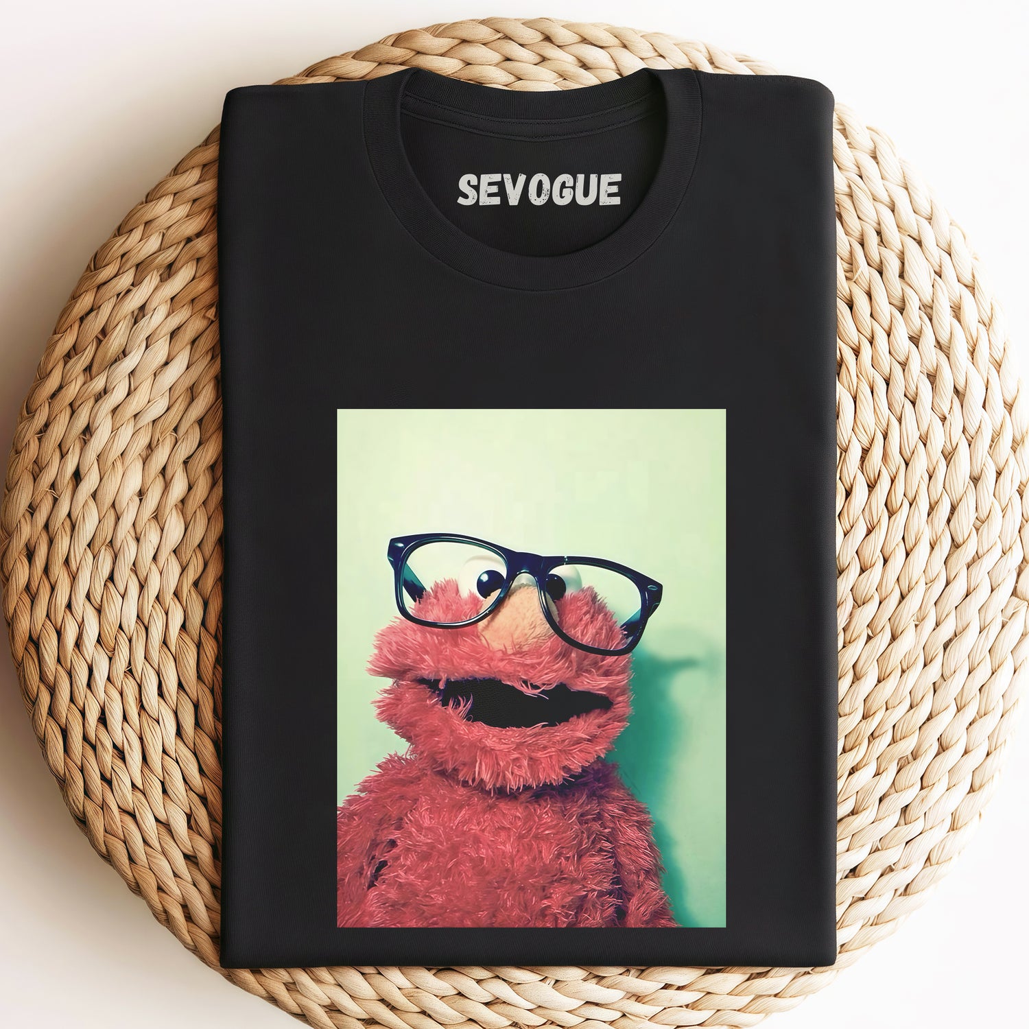 Elmo V2  Unisex Tee, Sweatshirt & Hoodi