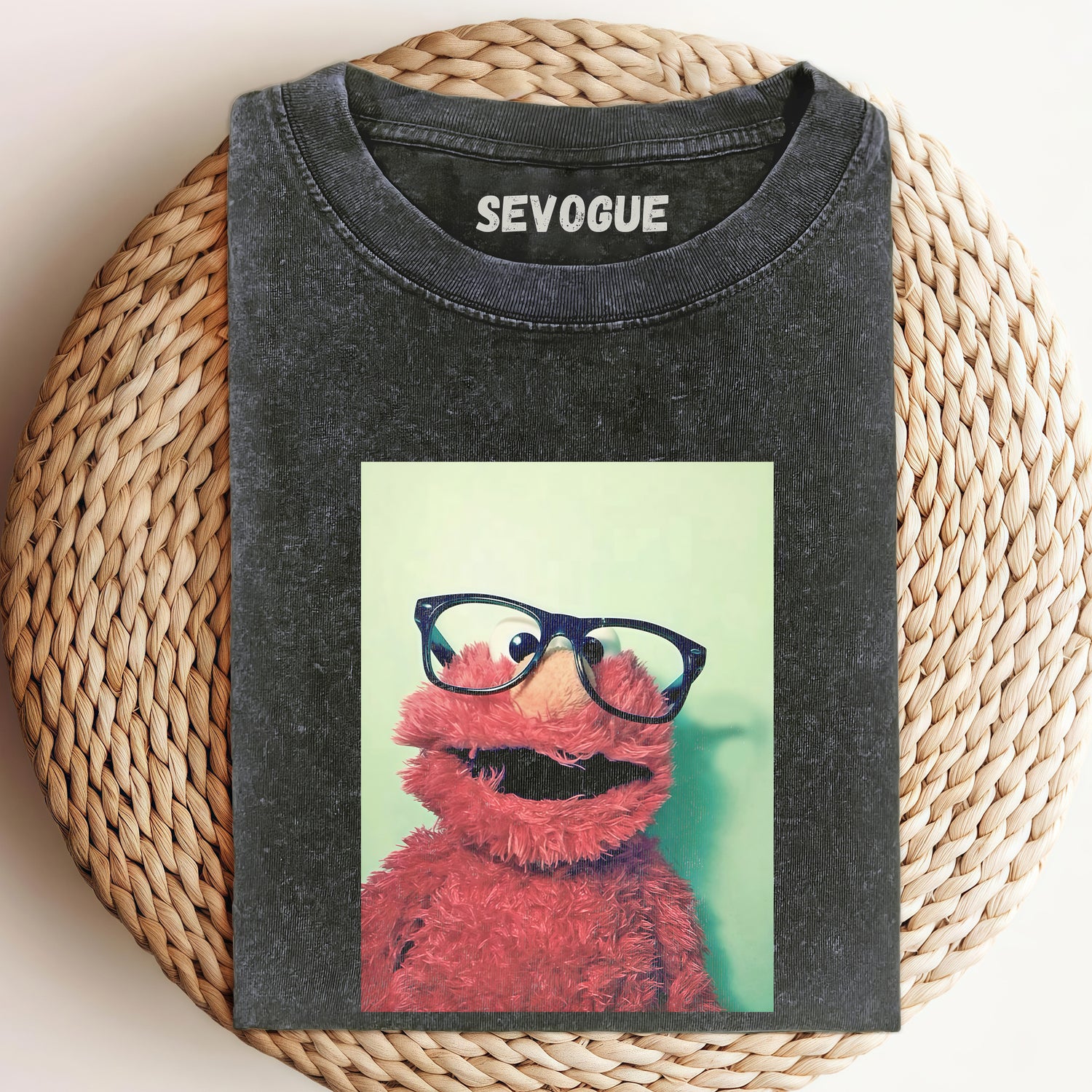 Elmo V2  Unisex Tee, Sweatshirt & Hoodi
