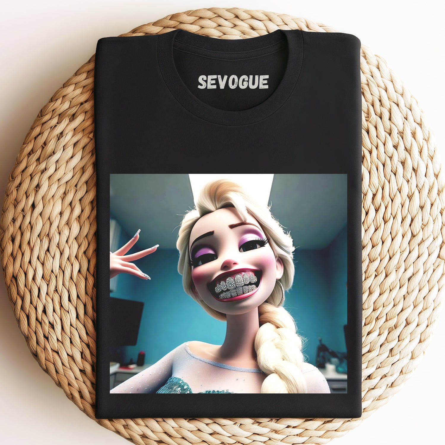 Elsa Diamond Tooth Unisex Tee, Sweatshirt & Hoodi