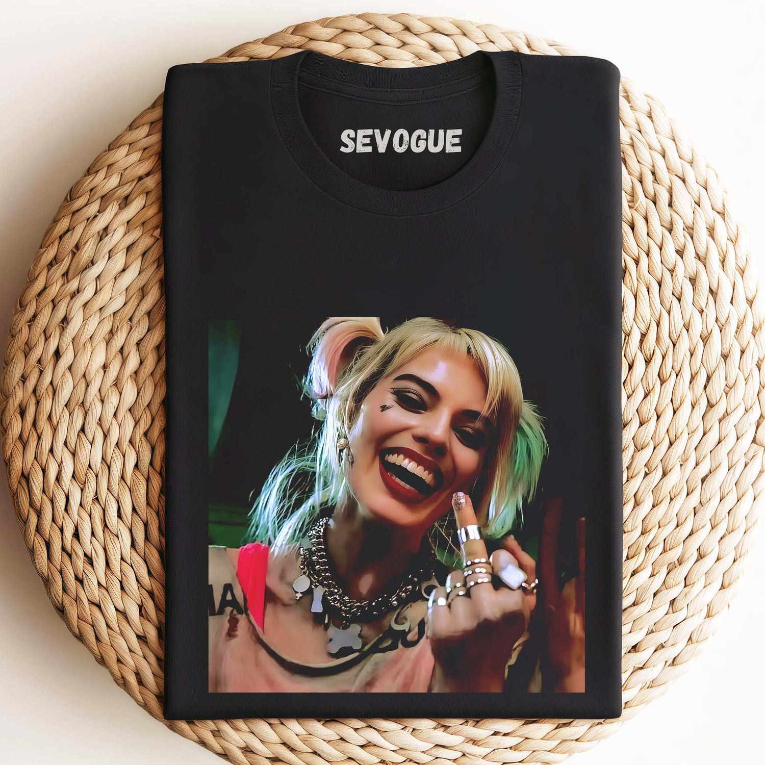Harley Quinn A11 Unisex Tee, Sweatshirt & Hoodie