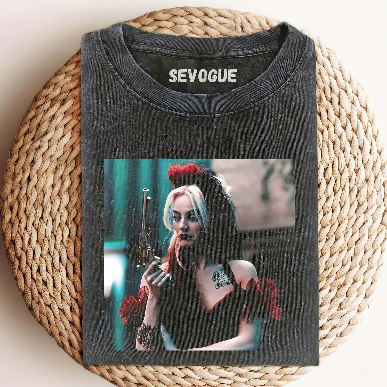 Harley Quinn A9 Unisex Tee, Sweatshirt & Hoodie