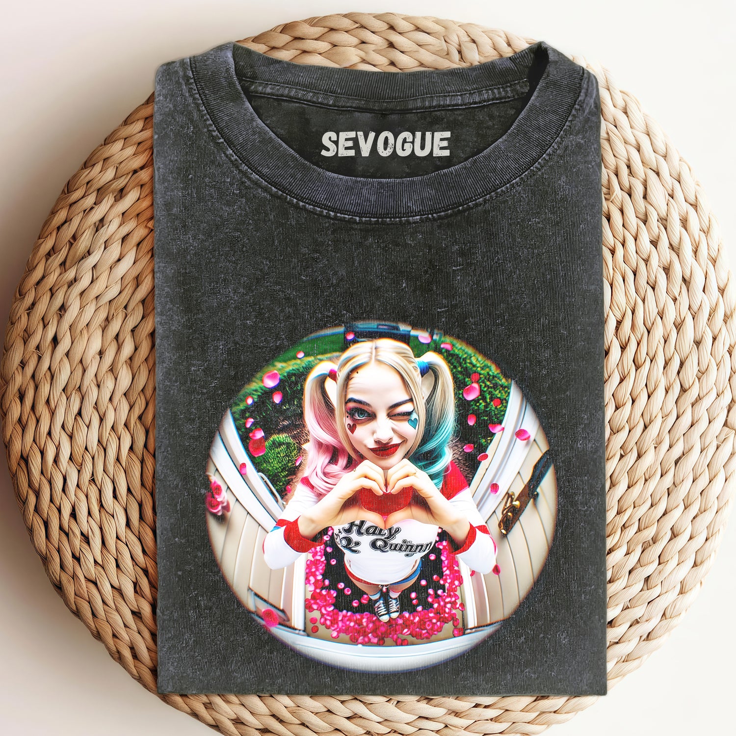 Harley Quinn Retro Unisex Tee, Sweatshirt & Hoodi