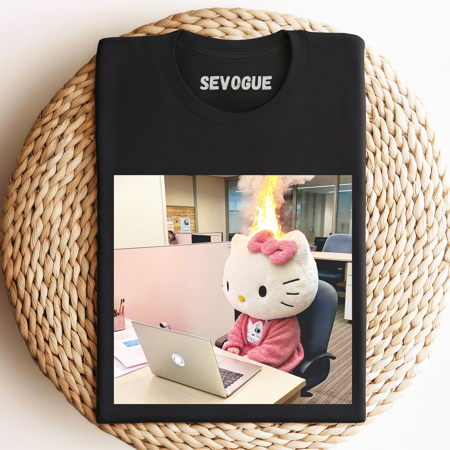 Hello Kitty V25  Unisex Tee, Sweatshirt & Hoodi