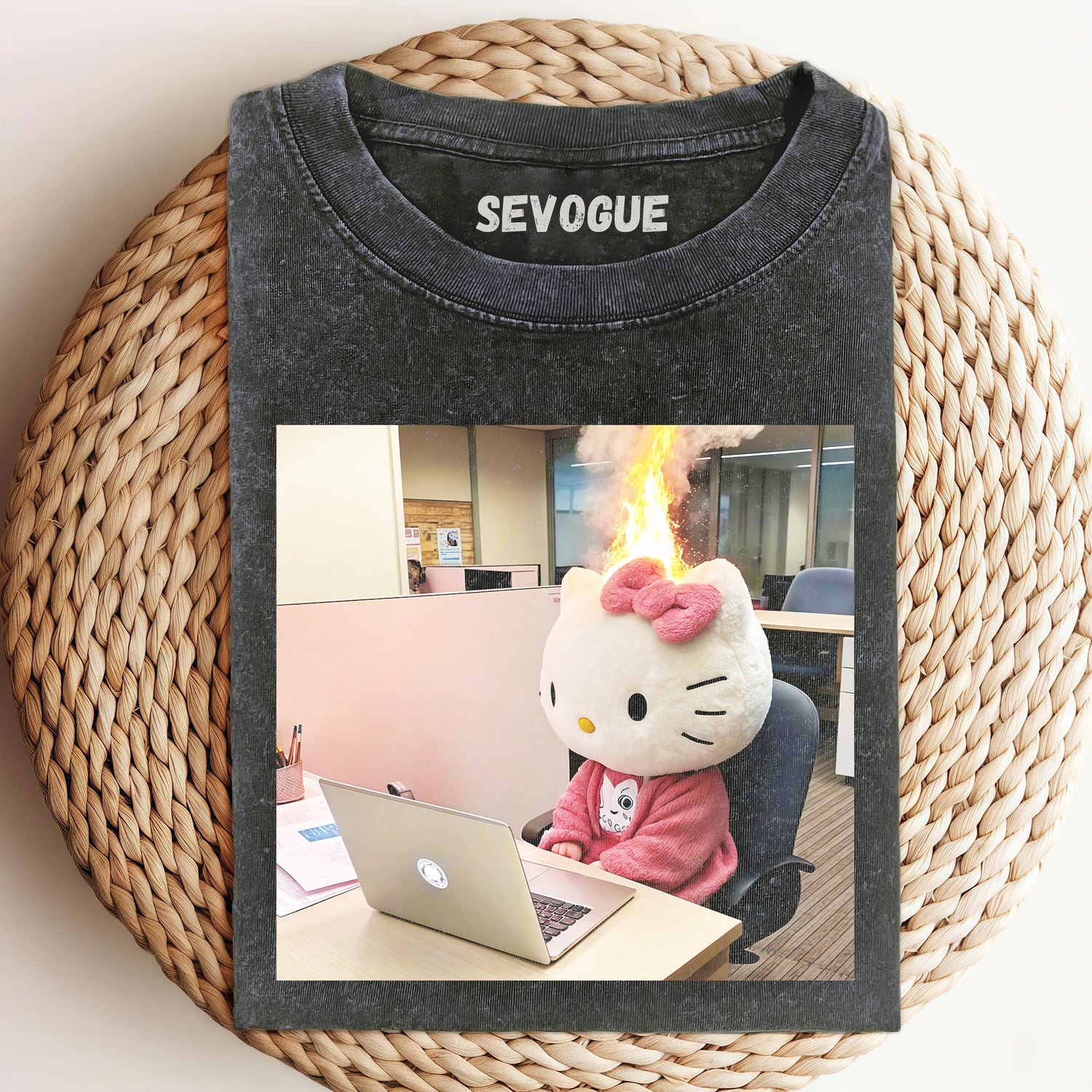 Hello Kitty V25  Unisex Tee, Sweatshirt & Hoodi