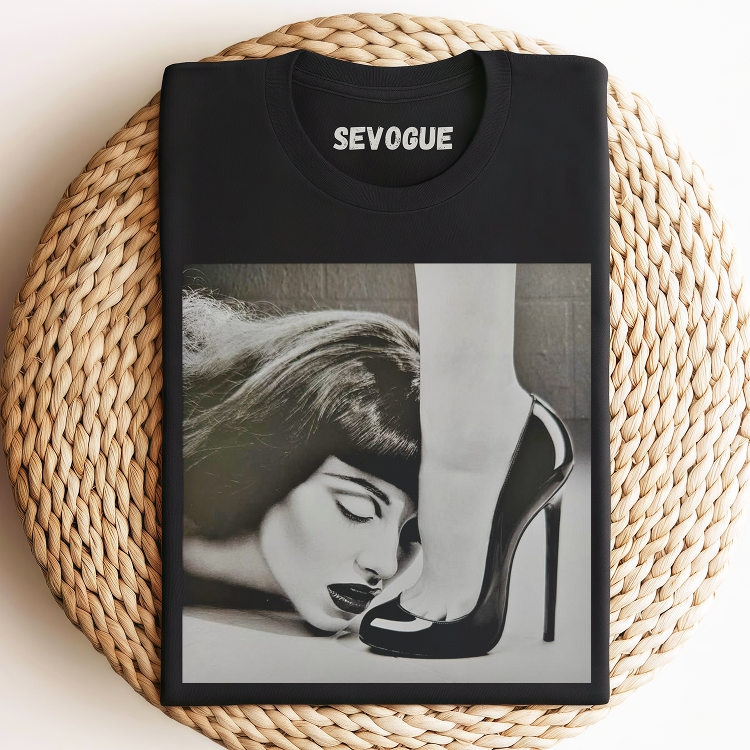 High Heels Beauty Unisex Tee, Sweatshirt & Hoodie