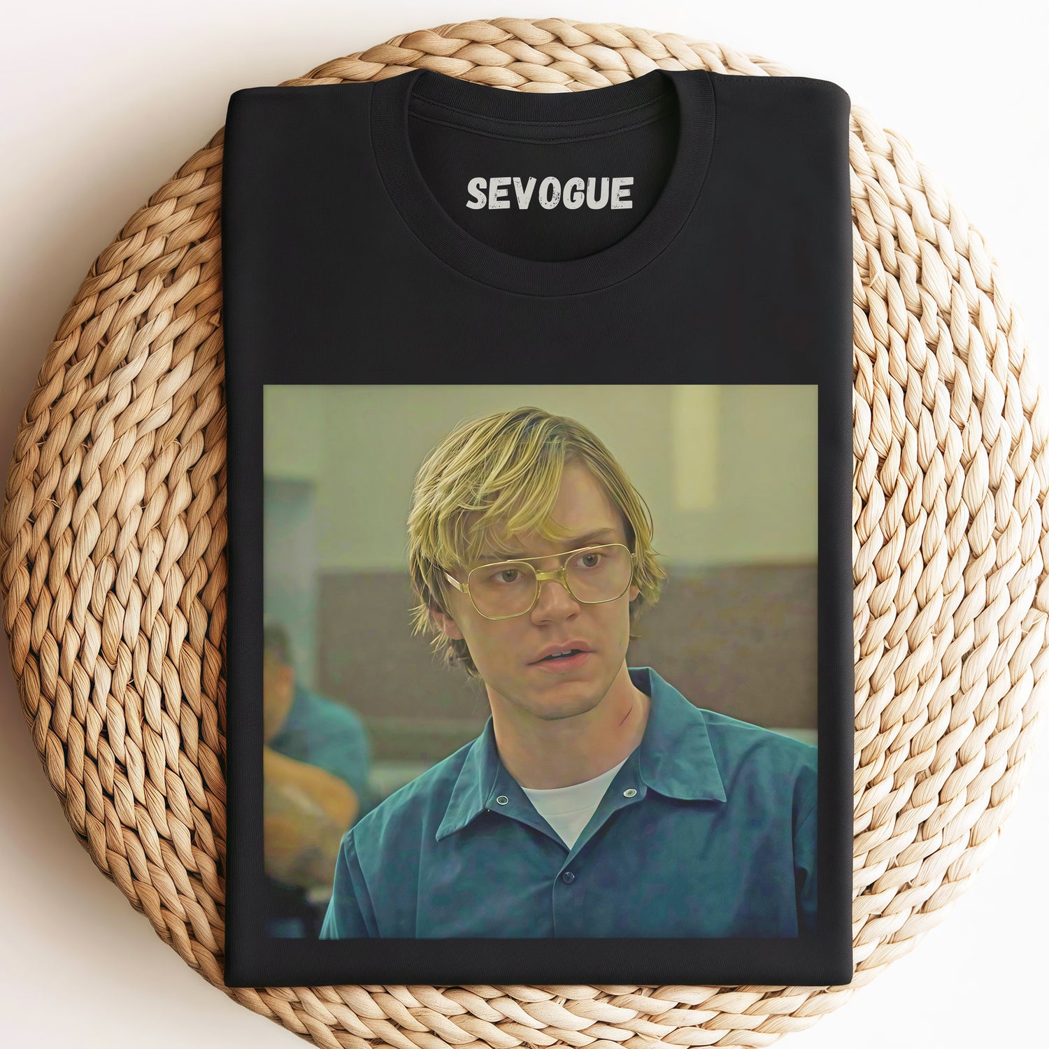 Jeffrey Dahmer V3 Unisex Tee, Sweatshirt & Hoodie