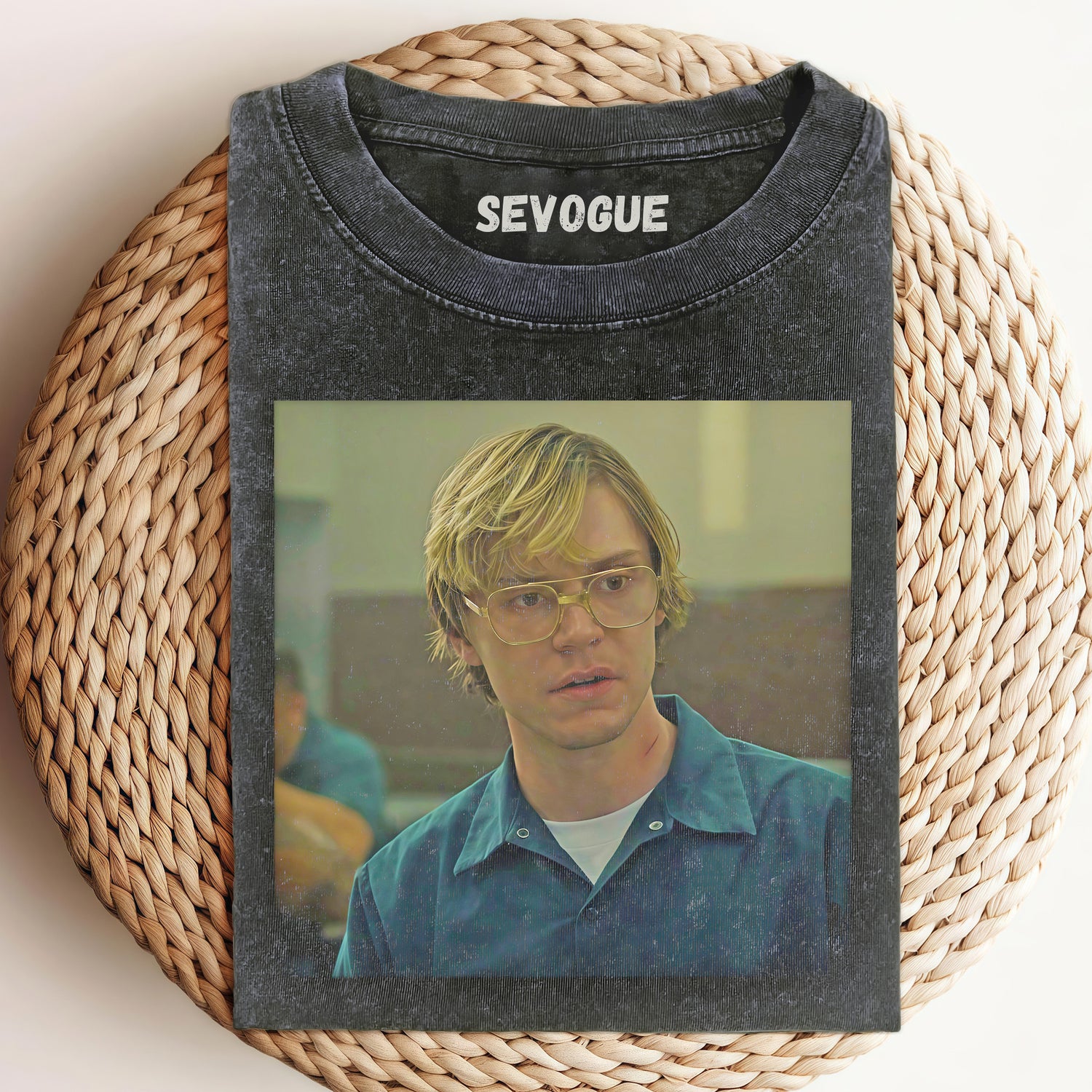 Jeffrey Dahmer V3 Unisex Tee, Sweatshirt & Hoodie
