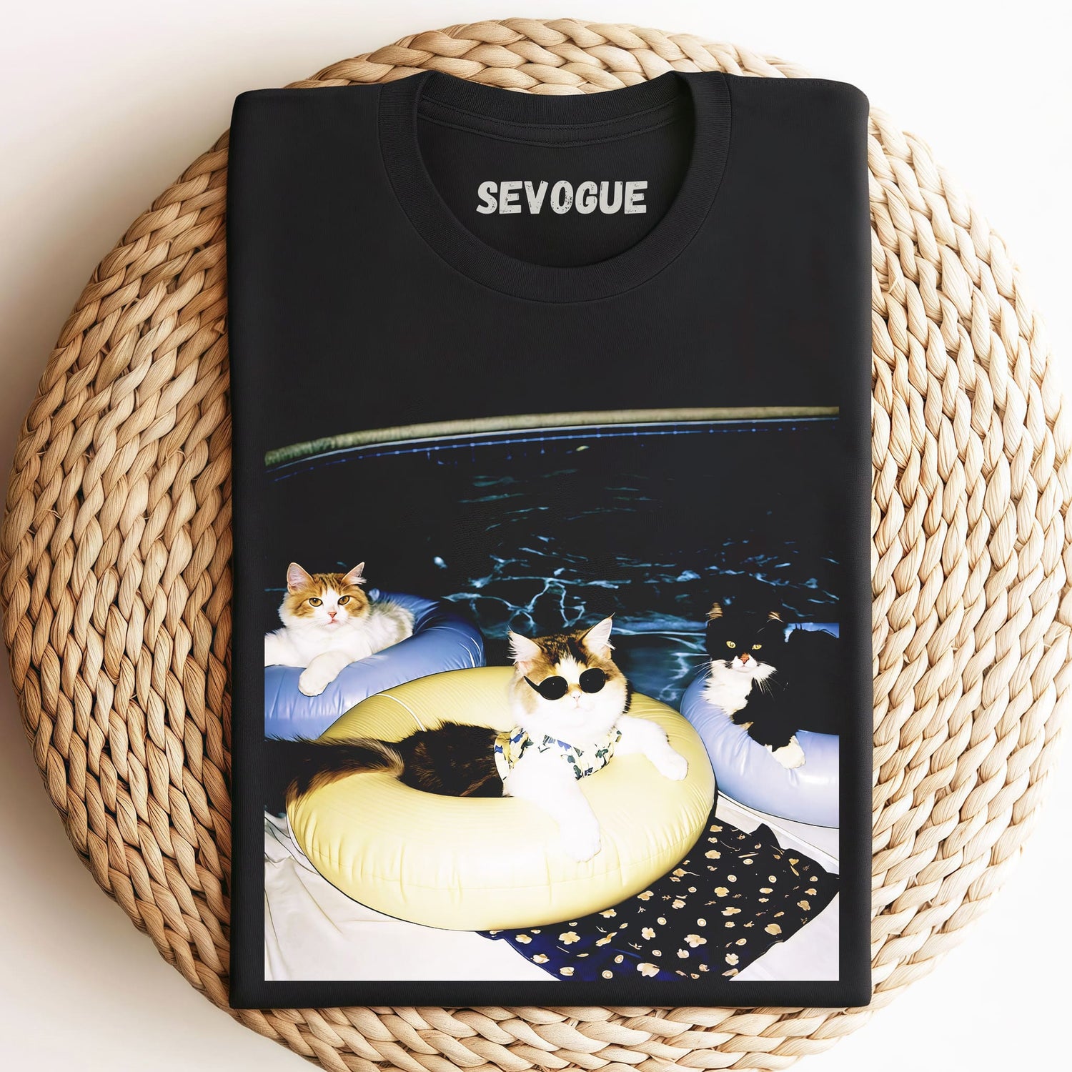Kitten Swimming Unisex Tee, Sweatshirt & Hoodie