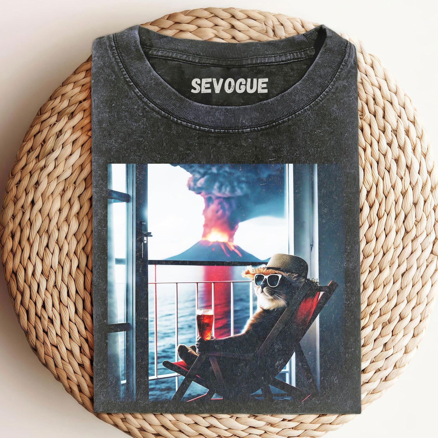 Kitten Watching Explosion Unisex Tee, Sweatshirt & Hoodie