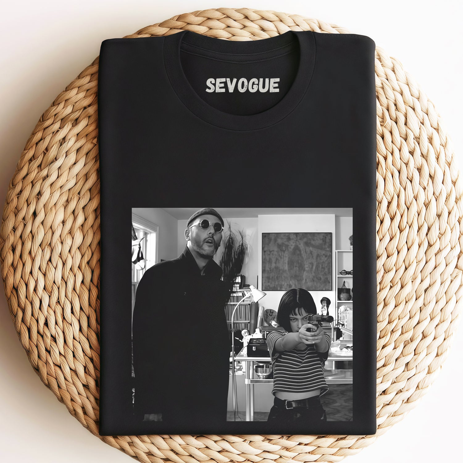 Leon Unisex Tee, Sweatshirt & Hoodi
