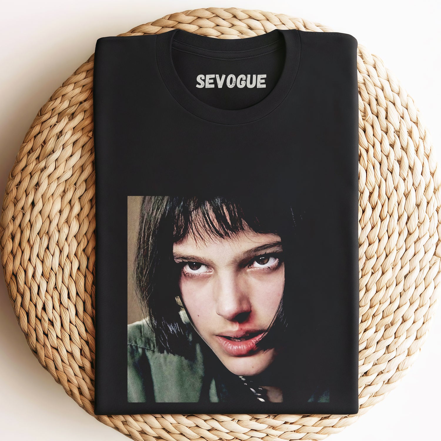 Leon V2 Unisex Tee, Sweatshirt & Hoodi