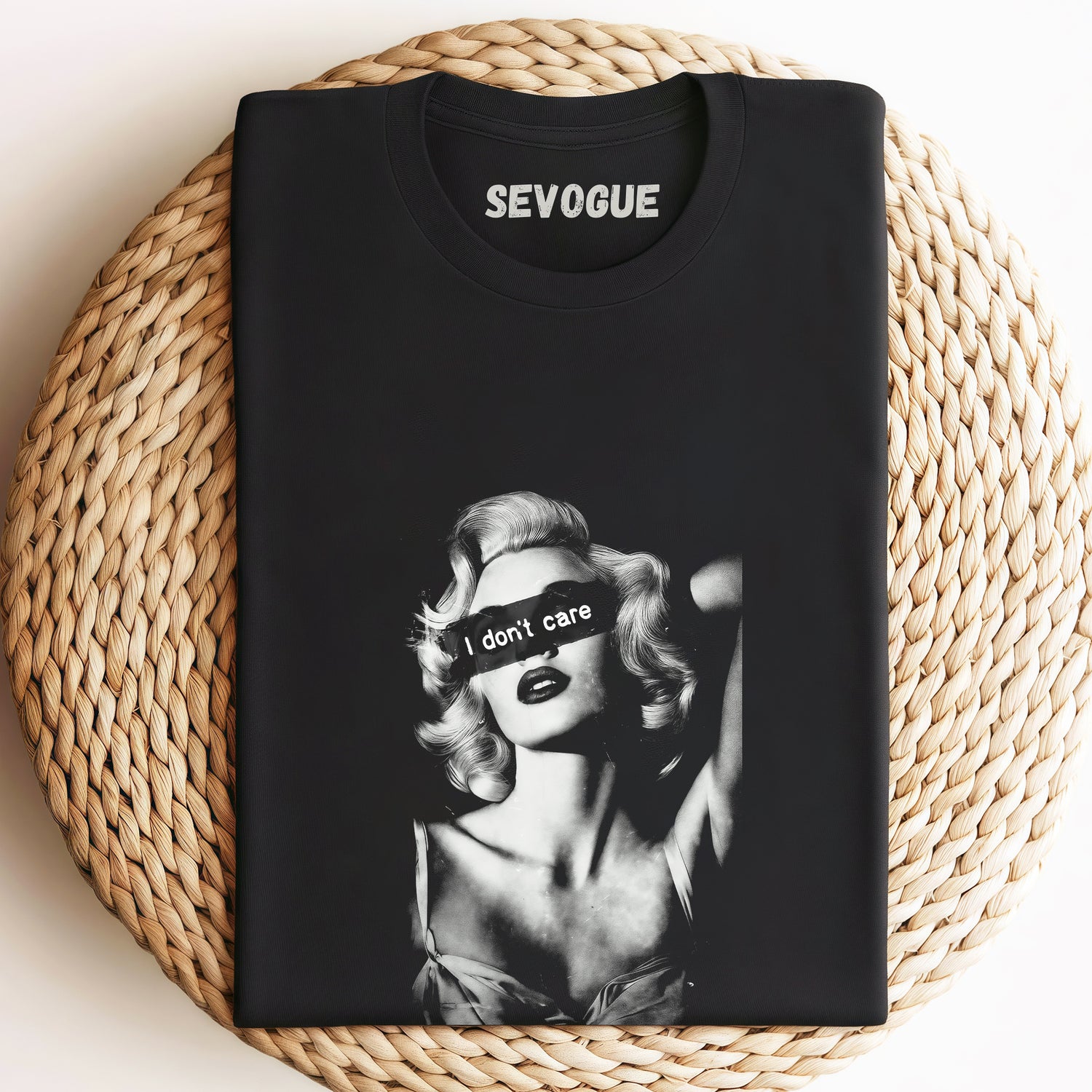 Marilyn Monroe  V1  Unisex Tee, Sweatshirt & Hoodi