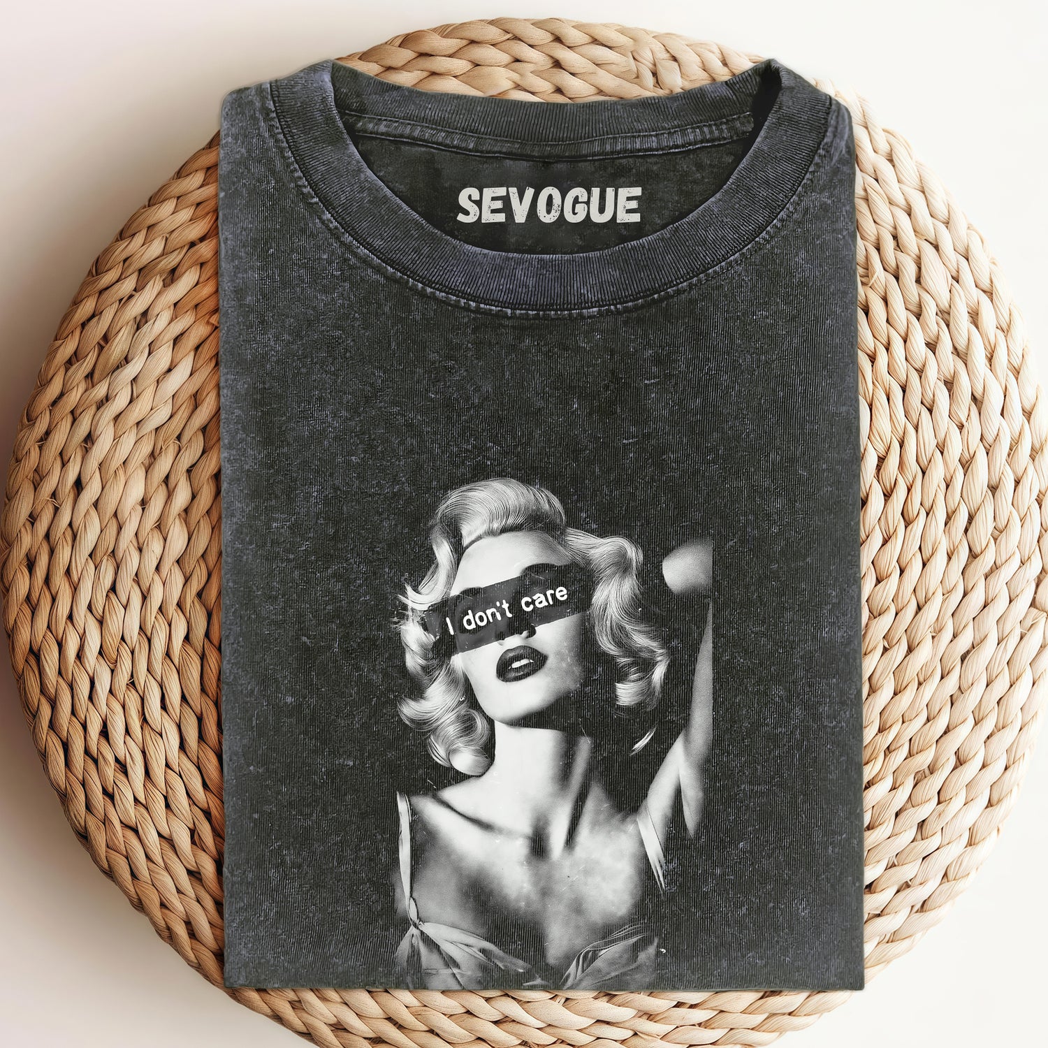 Marilyn Monroe  V1  Unisex Tee, Sweatshirt & Hoodi