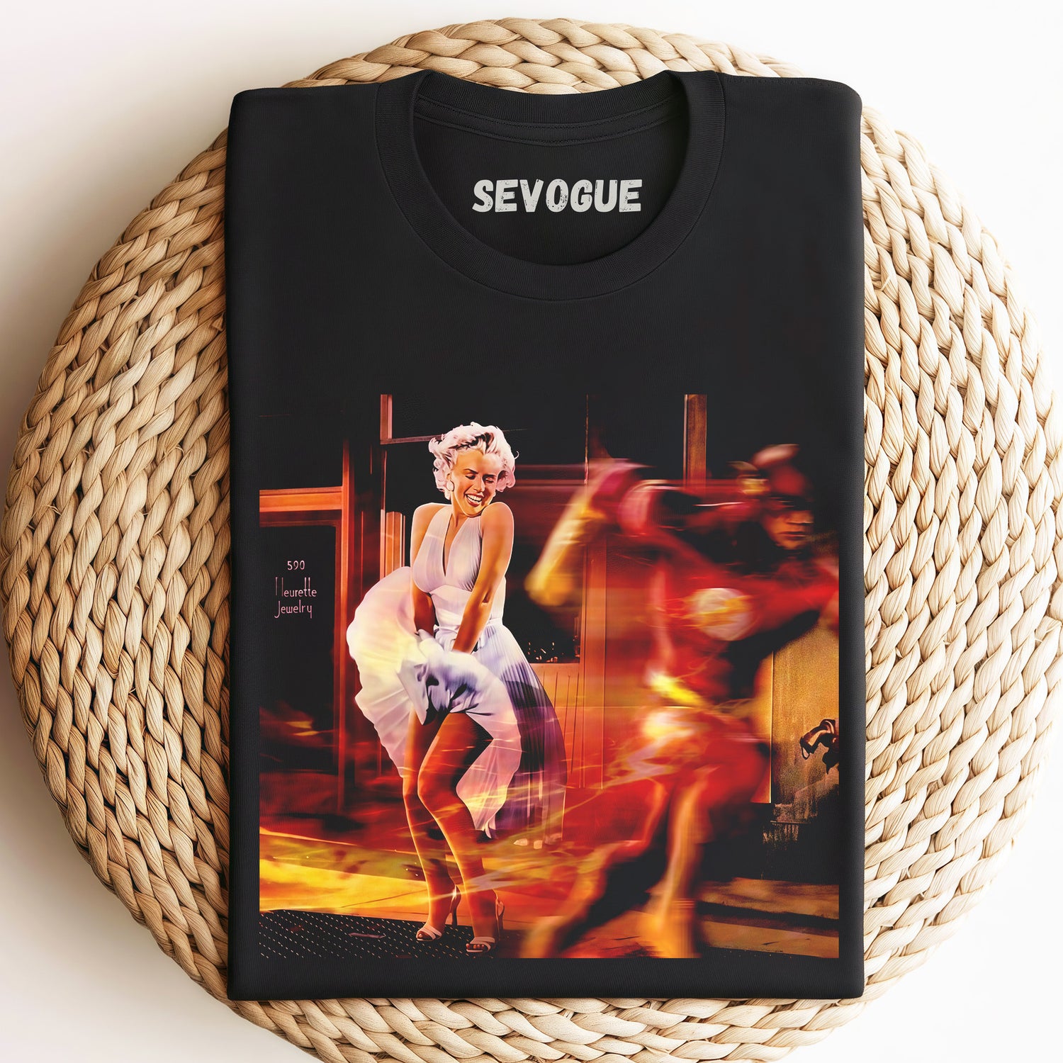 Marilyn Monroe And Barry Allen Unisex Tee, Sweatshirt & Hoodi