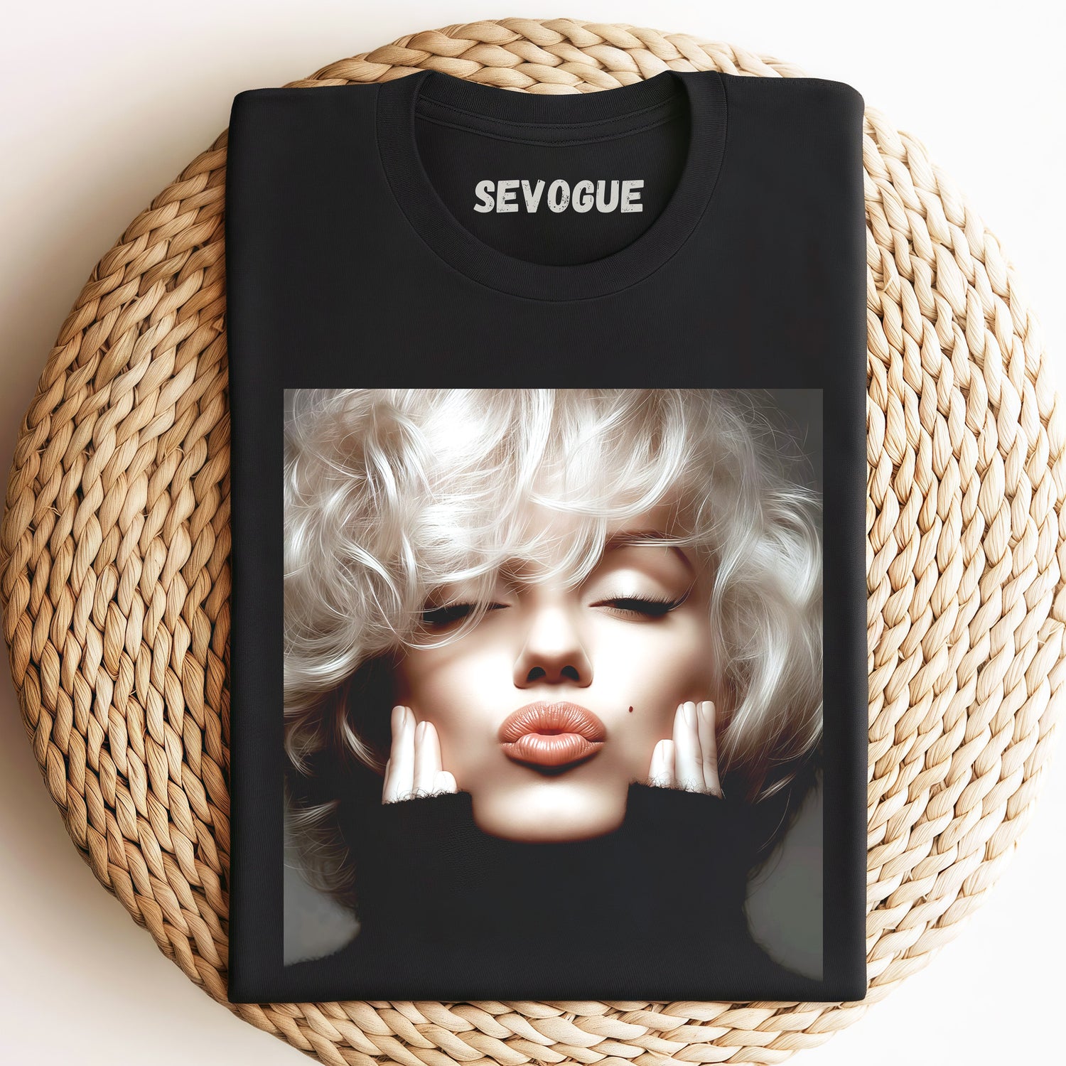 Marilyn Monroe Pouting Unisex Tee, Sweatshirt & Hoodie