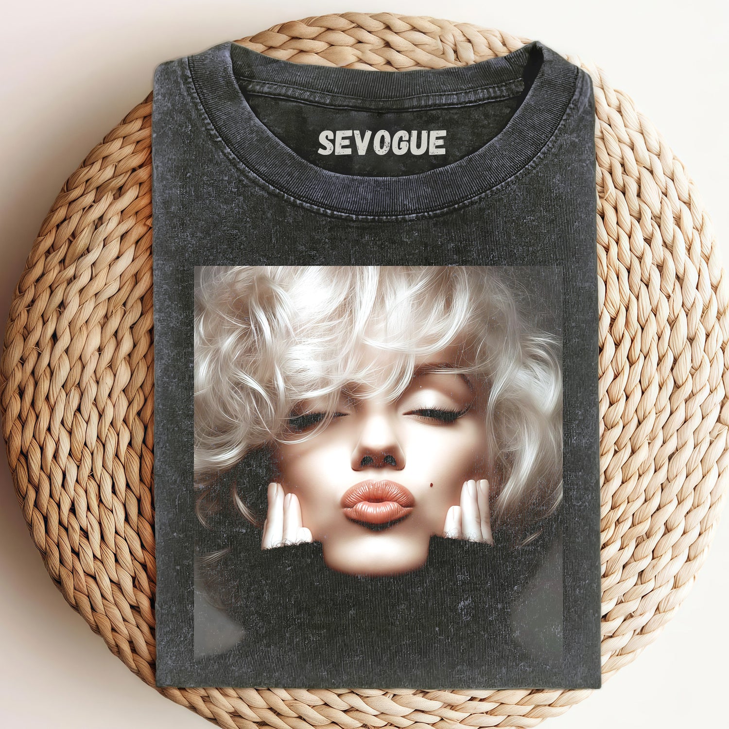 Marilyn Monroe Pouting Unisex Tee, Sweatshirt & Hoodie