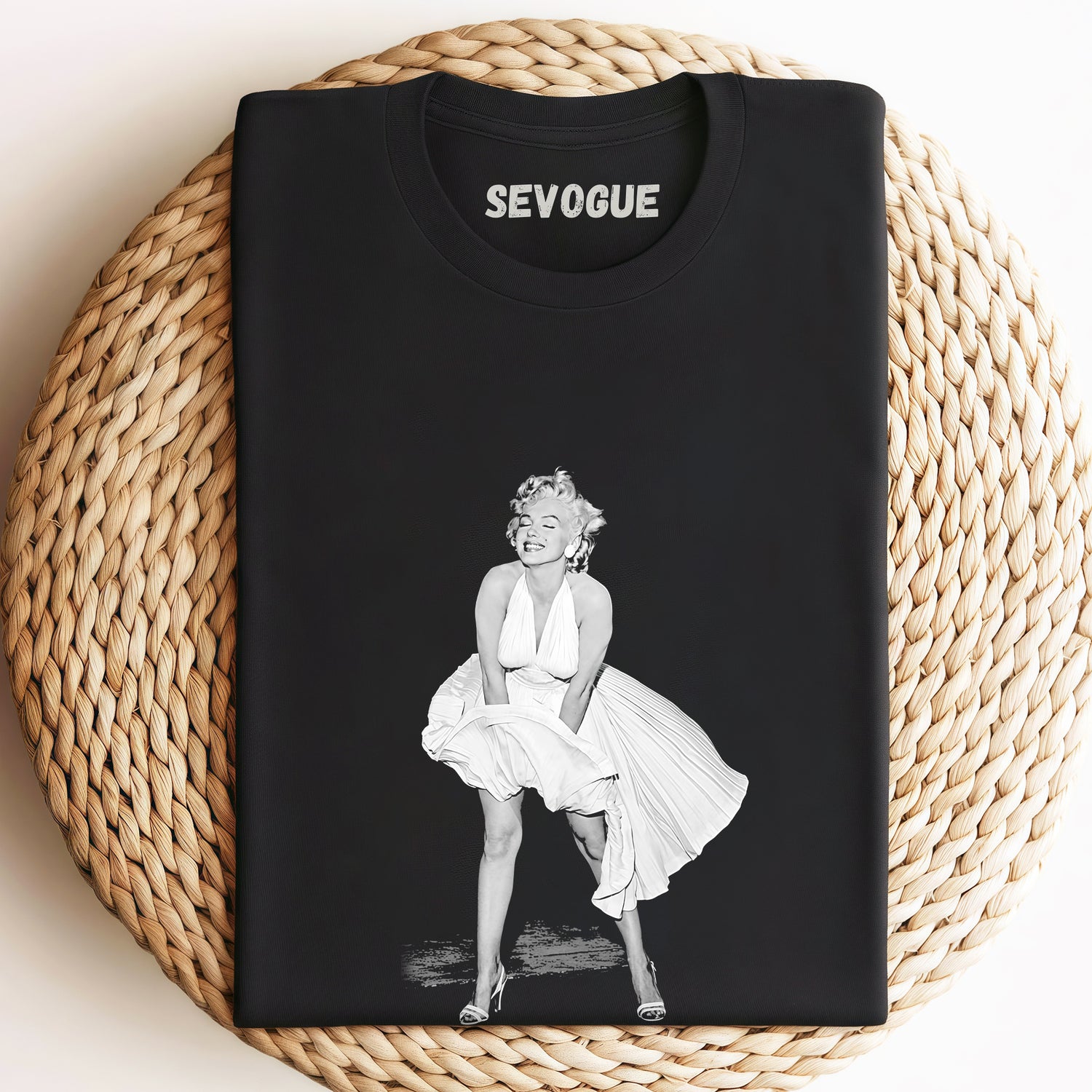 Marilyn Monroe V1 Unisex Tee, Sweatshirt & Hoodi