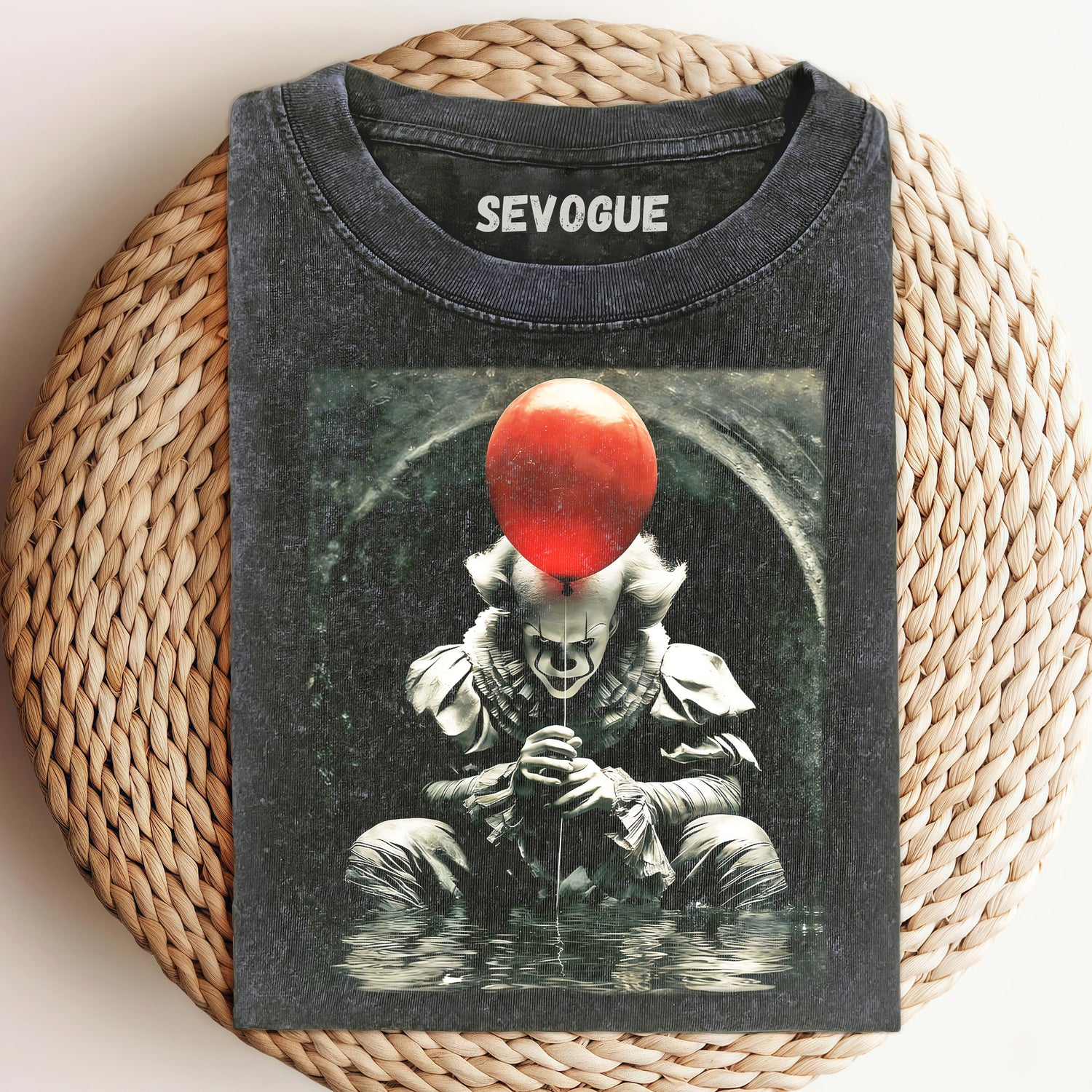 Pennywise Holding A Balloon Character Unisex Tee, Sweatshirt & Hoodi