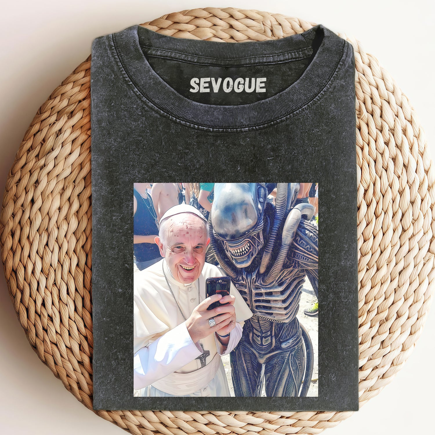 Pope Unisex Tee, Sweatshirt & Hoodi