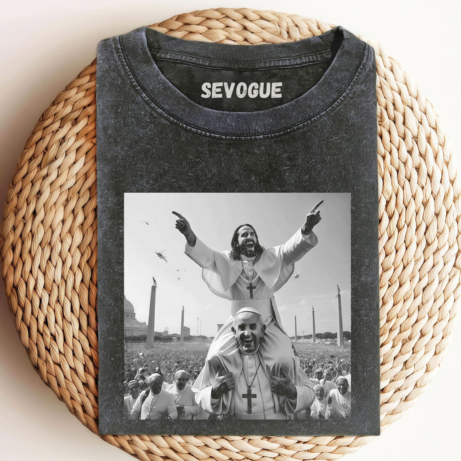Pope Qe Unisex Tee, Sweatshirt & Hoodie