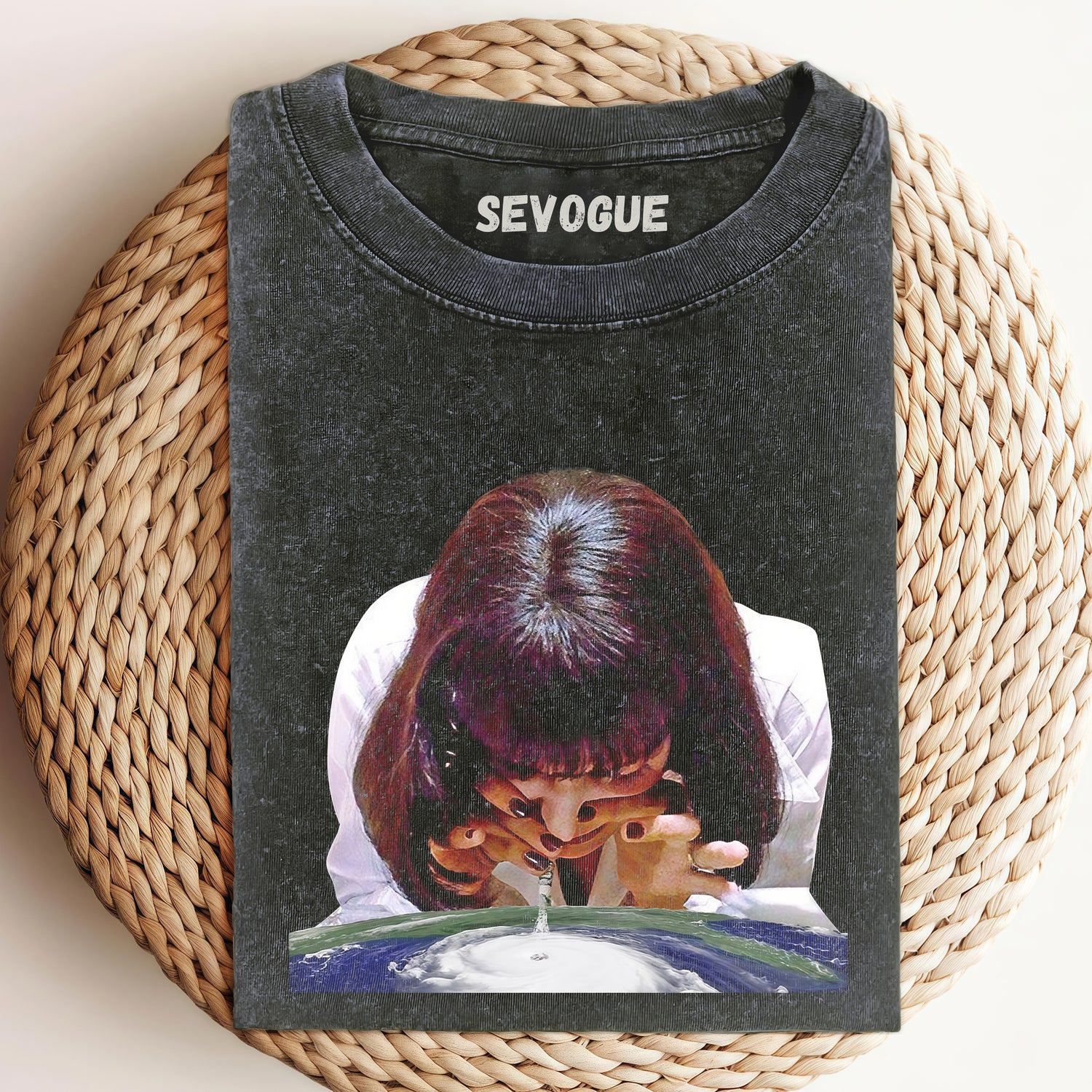 Pulp Fiction (1994) V2 Unisex Tee, Sweatshirt & Hoodi