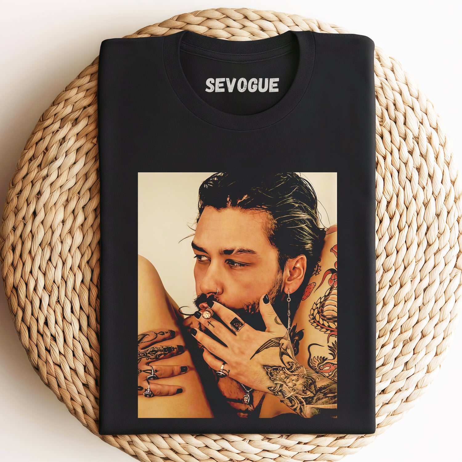 Retro Sexy Unisex Tee, Sweatshirt & Hoodi
