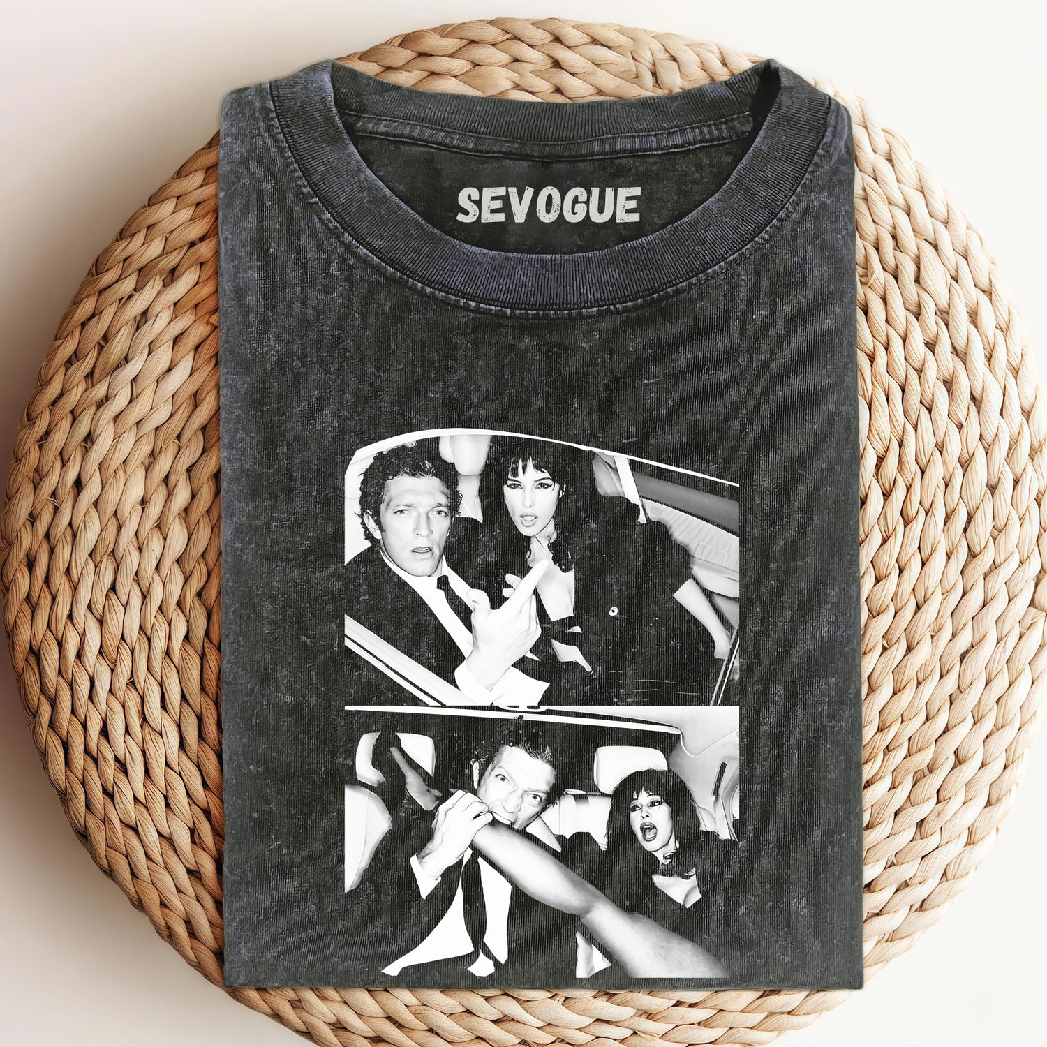 Retro Sexy V1 Unisex Tee, Sweatshirt & Hoodi