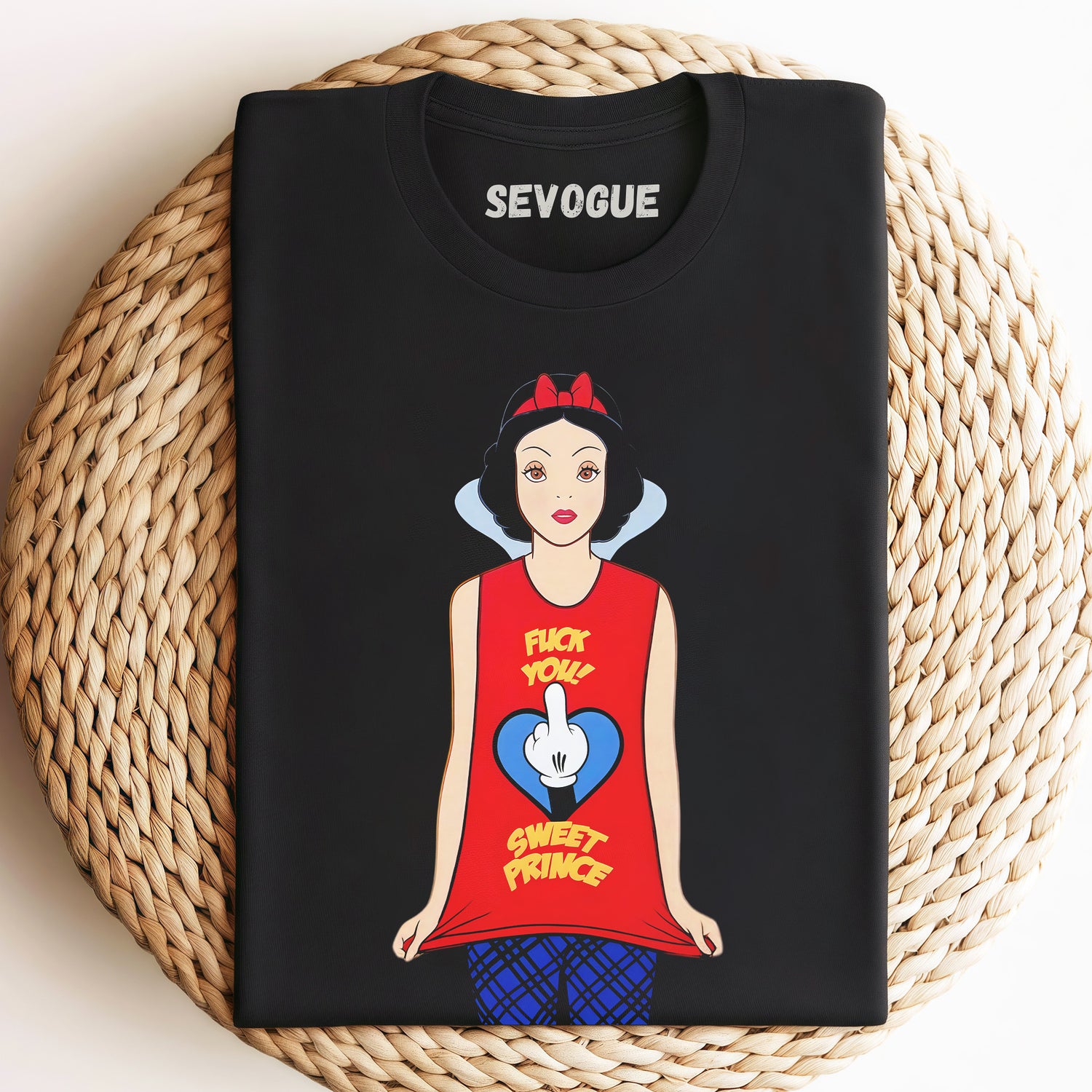 Retro Snow White Unisex Tee, Sweatshirt & Hoodi