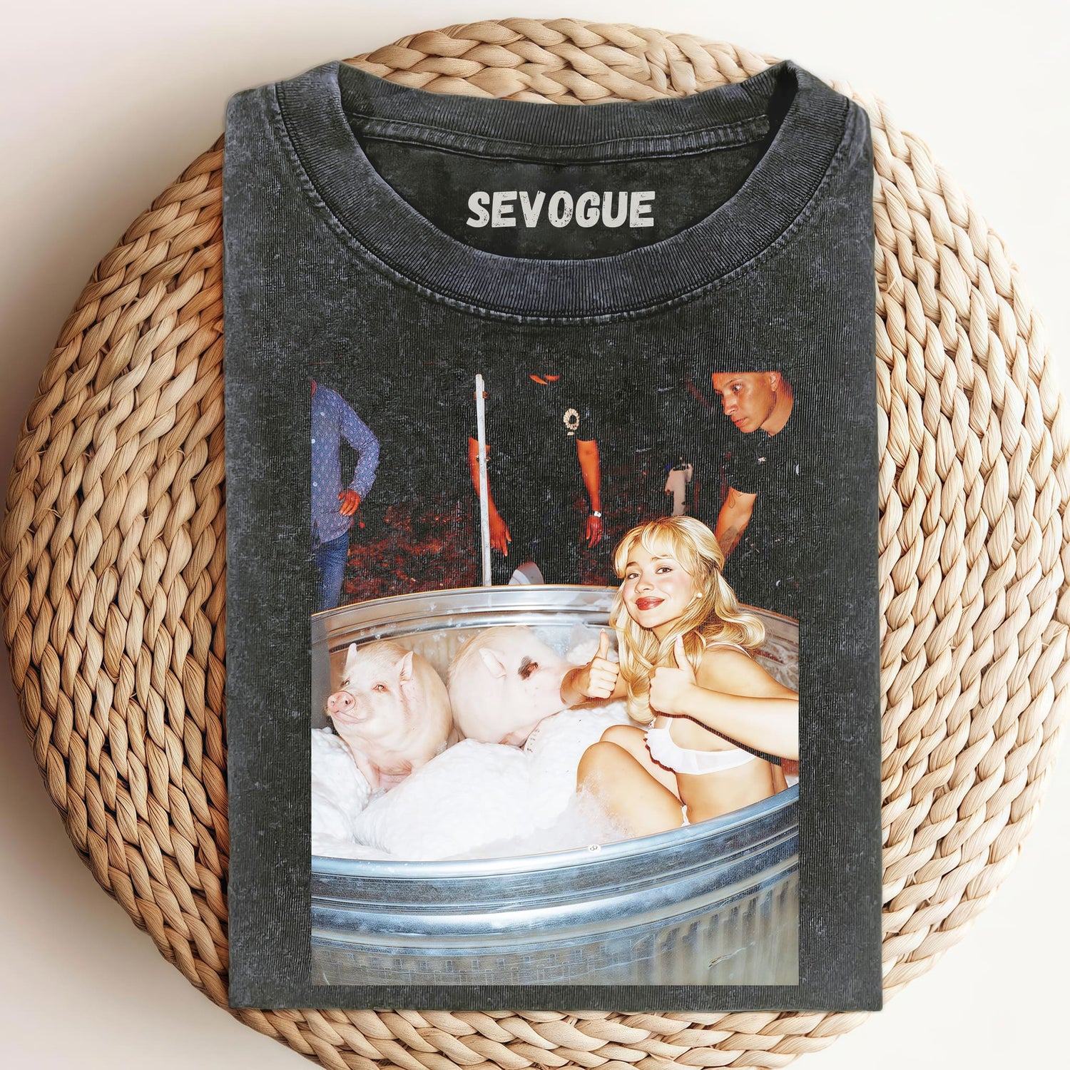 Sabrina Carpenter Takes A Bath With Two Pigs Unisex Tee, Sweatshirt & Hoodie