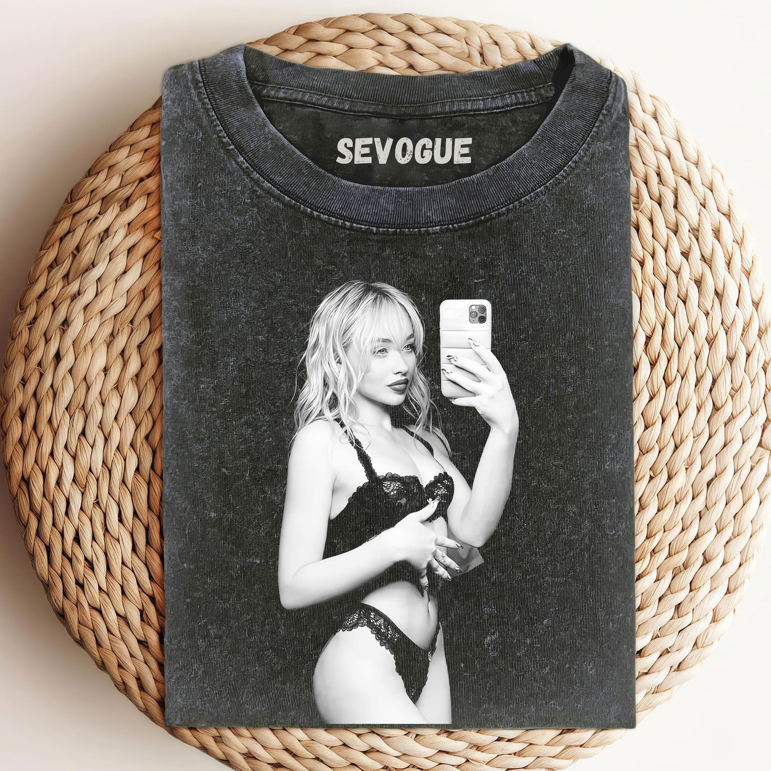 Sabrina Carpenter Unisex Tee, Sweatshirt & Hoodie