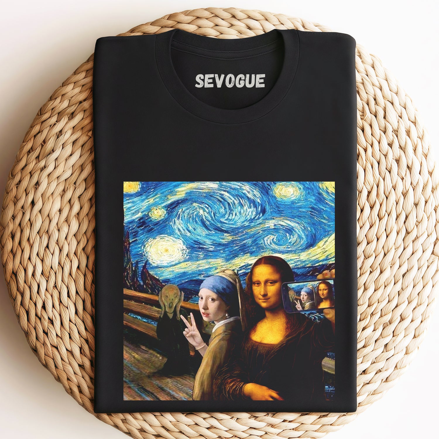 Selfie Of Mona Lisa Unisex Tee, Sweatshirt & Hoodi