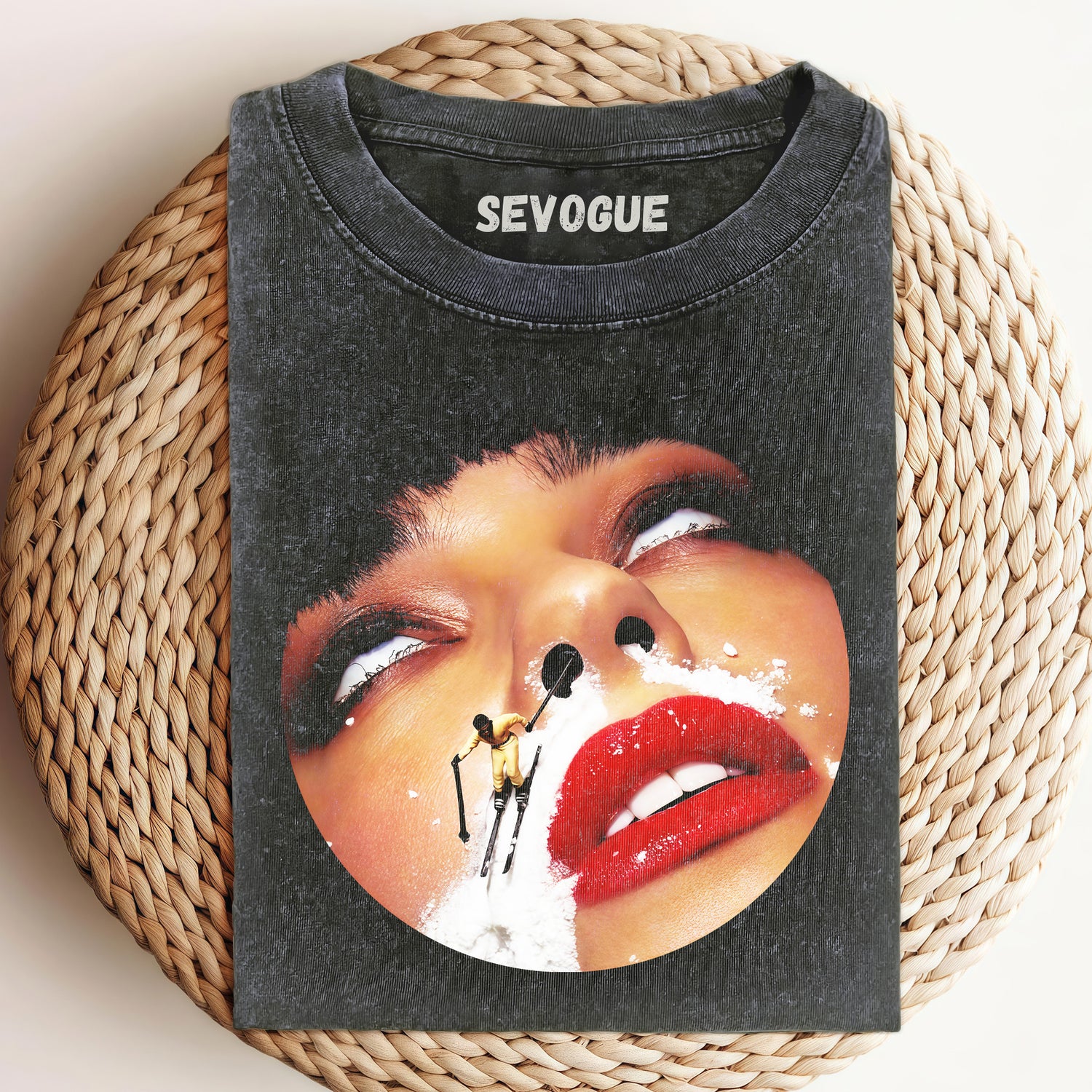 Skiing Nose Unisex Tee, Sweatshirt & Hoodi