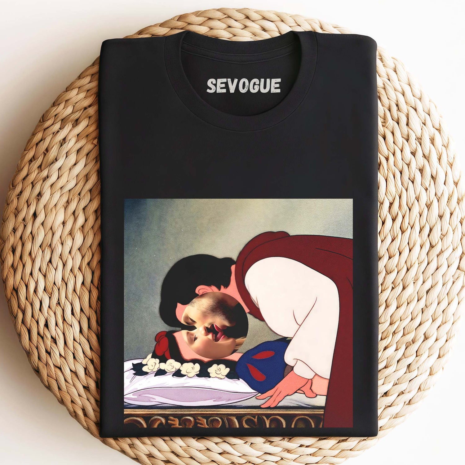 Snow White Parody V3 Unisex Tee, Sweatshirt & Hoodie
