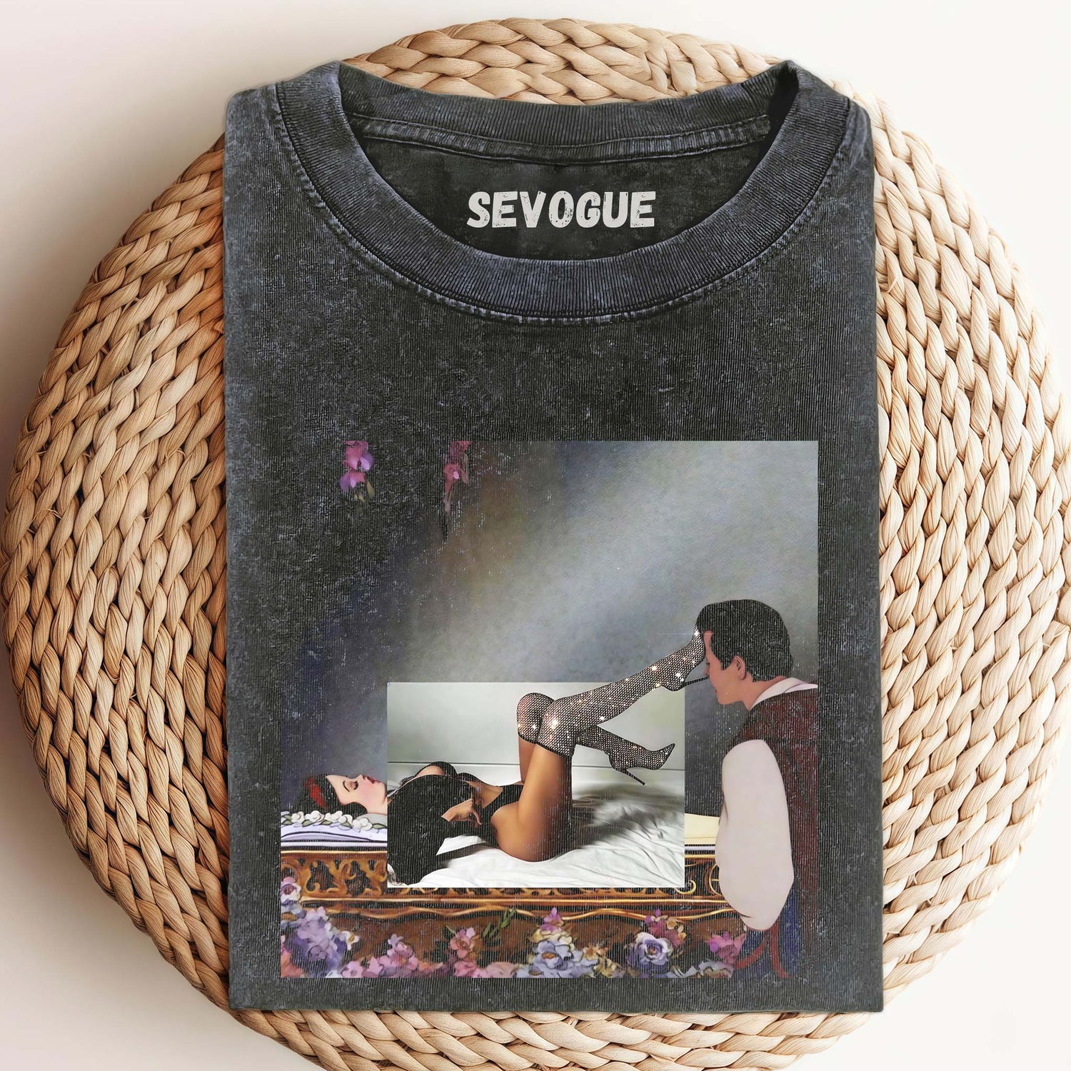 Snow White Parody V4  Unisex Tee, Sweatshirt & Hoodie