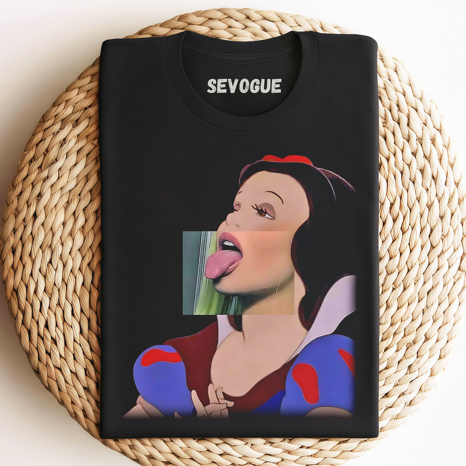 Snow White Shirt 2.0 Unisex Tee, Sweatshirt & Hoodie